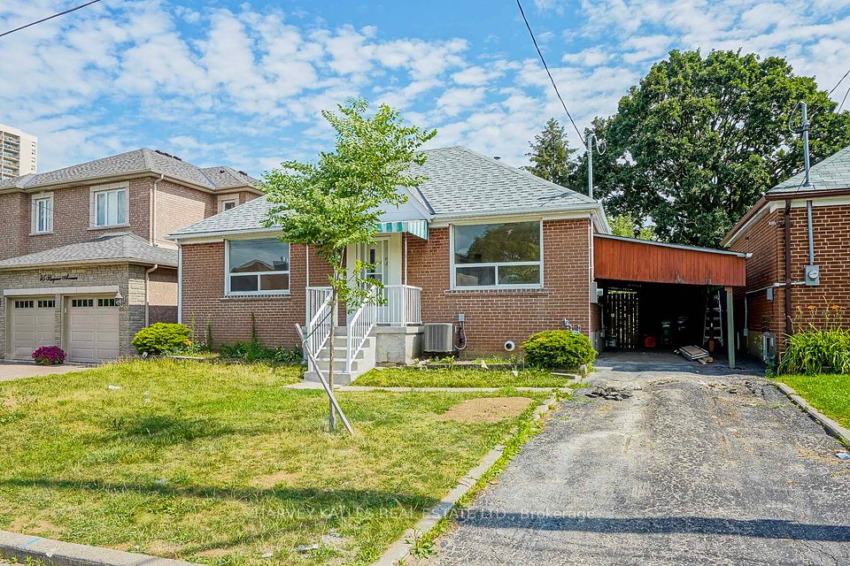 47 Stayner Avenue, Toronto, On M6b 1n5