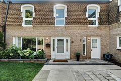 1310 Gulleden Drive 14, Mississauga, On L4x 1y9