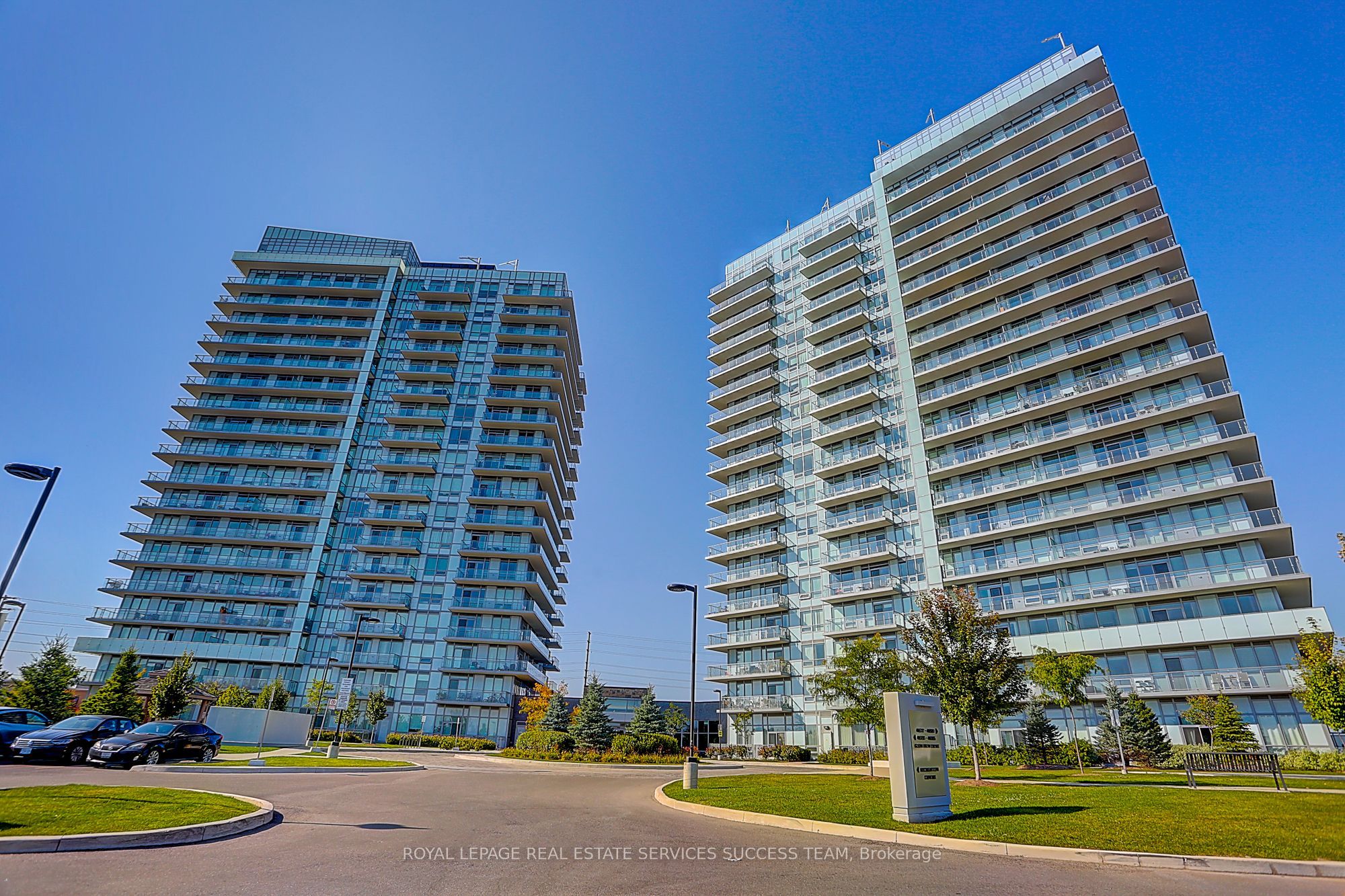 4699 Glen Erin Drive 1203, Mississauga, On L5m 2e5