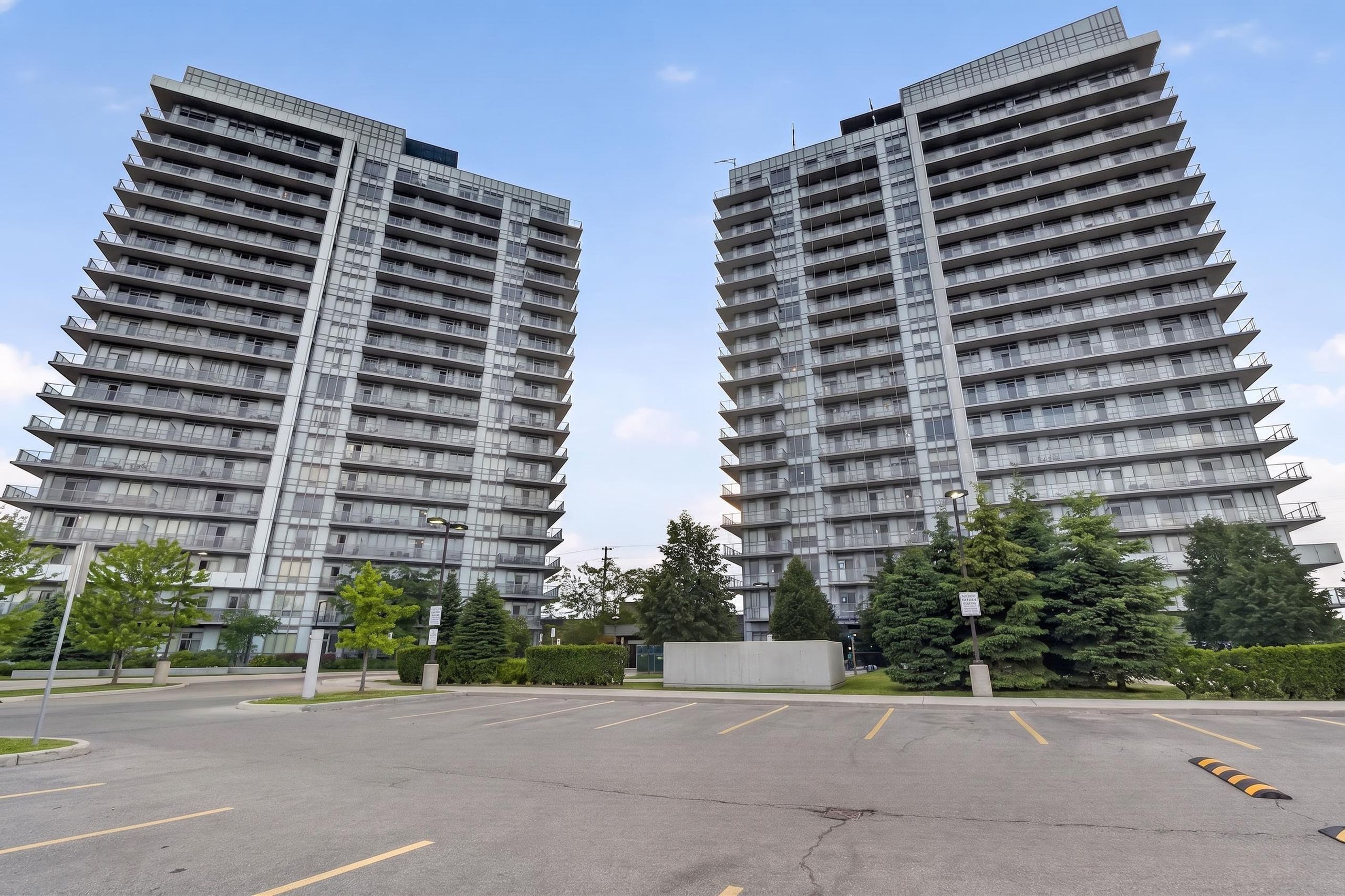 4633 Glen Erin Drive 1710, Mississauga, On L5m 0y6