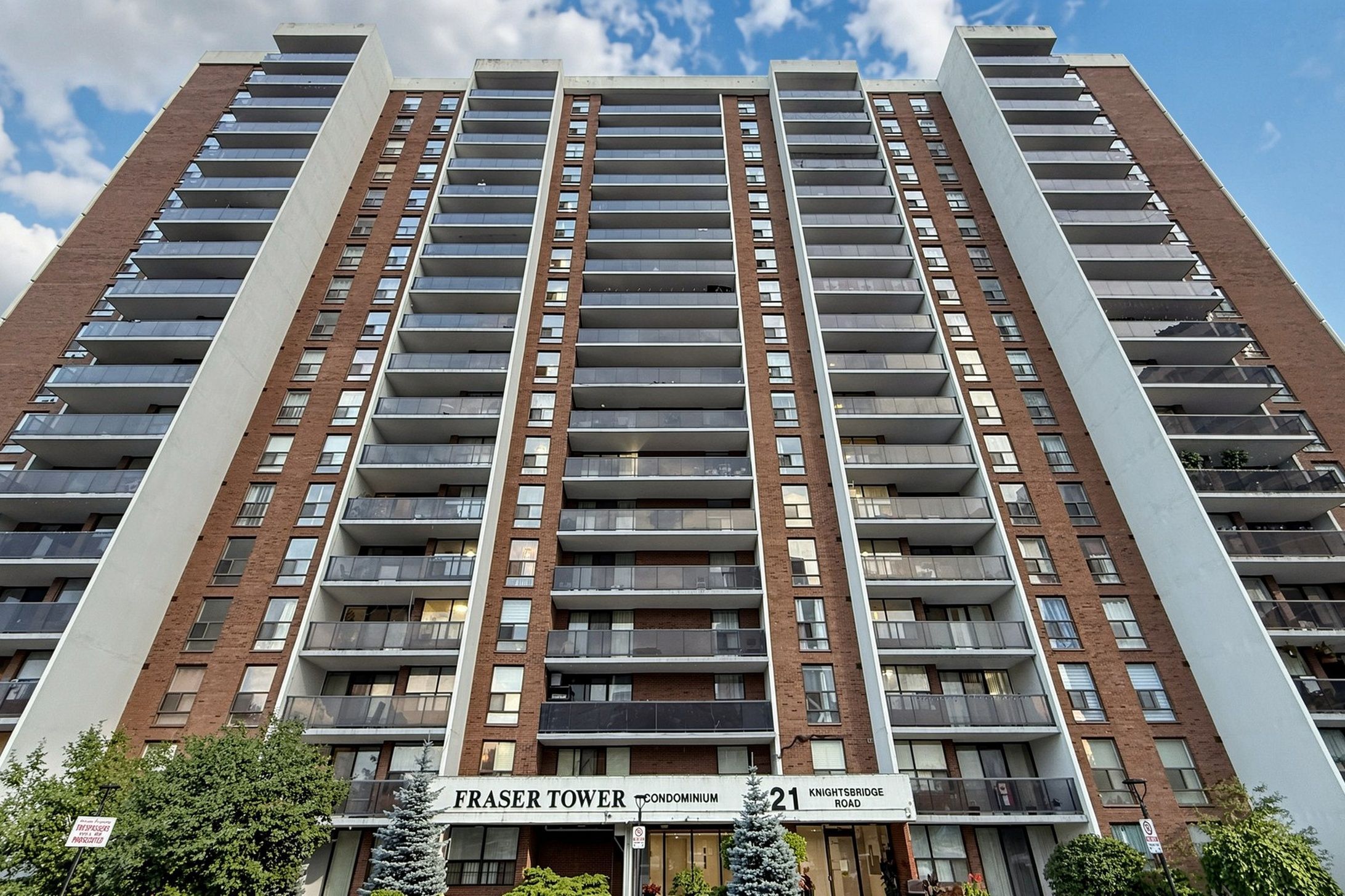 21 Knightsbridge Road 1502, Brampton, On L6t 3y1