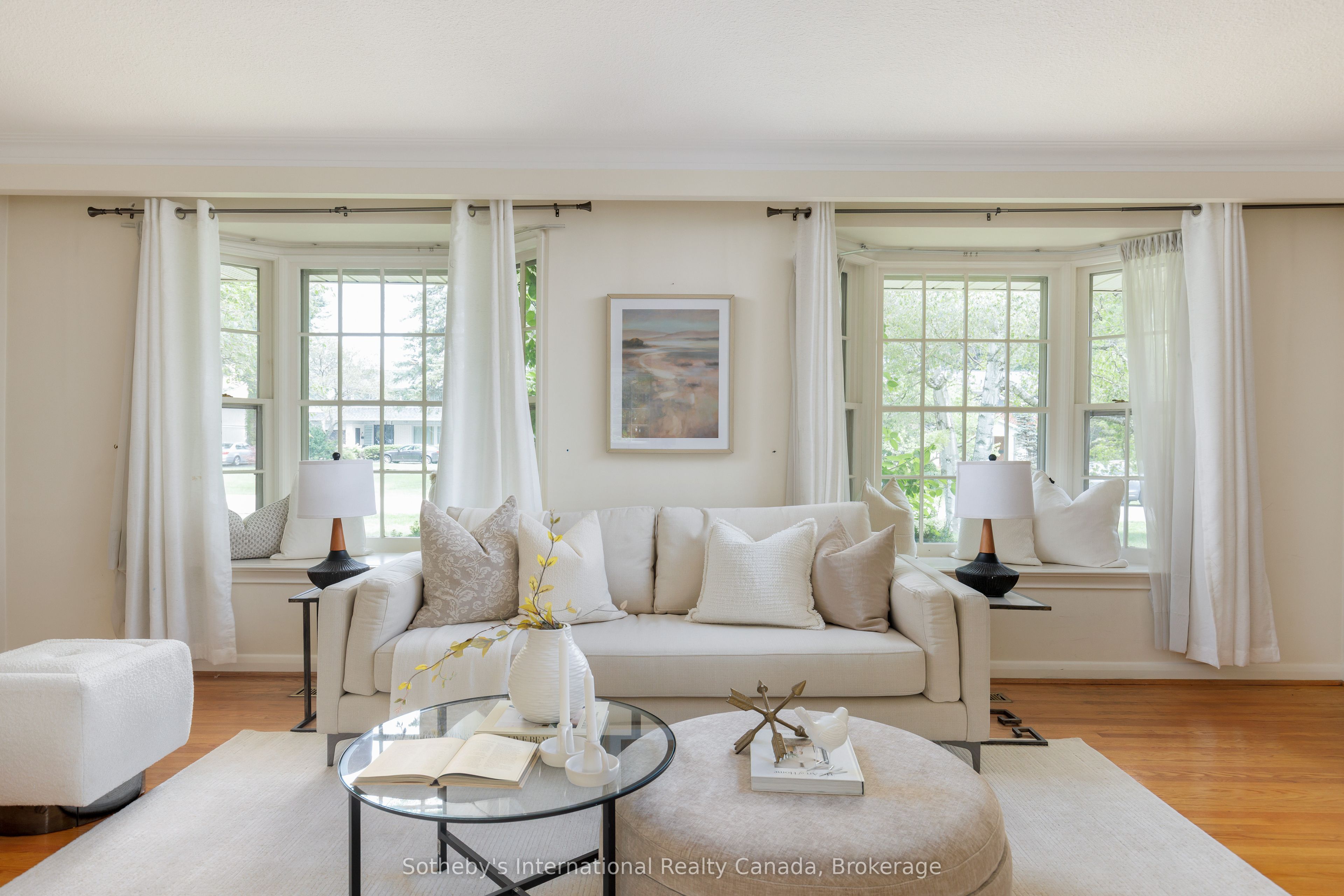 174 Claxton Drive, Oakville, On L6j 4n9