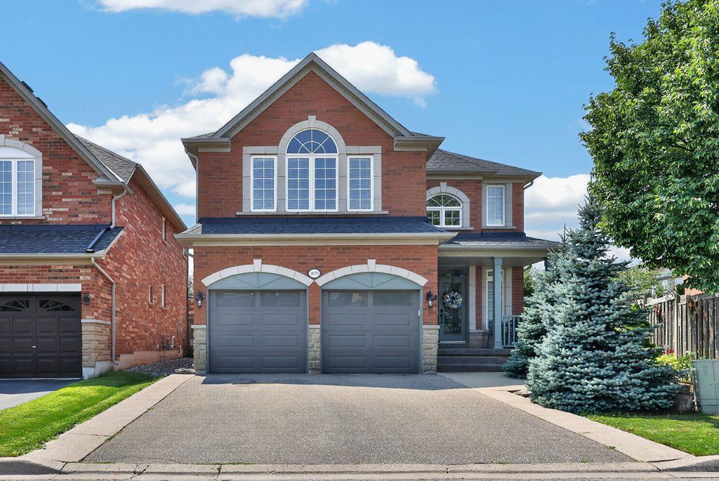 2070 Willhaven Trail, Oakville, On L6m 5g3