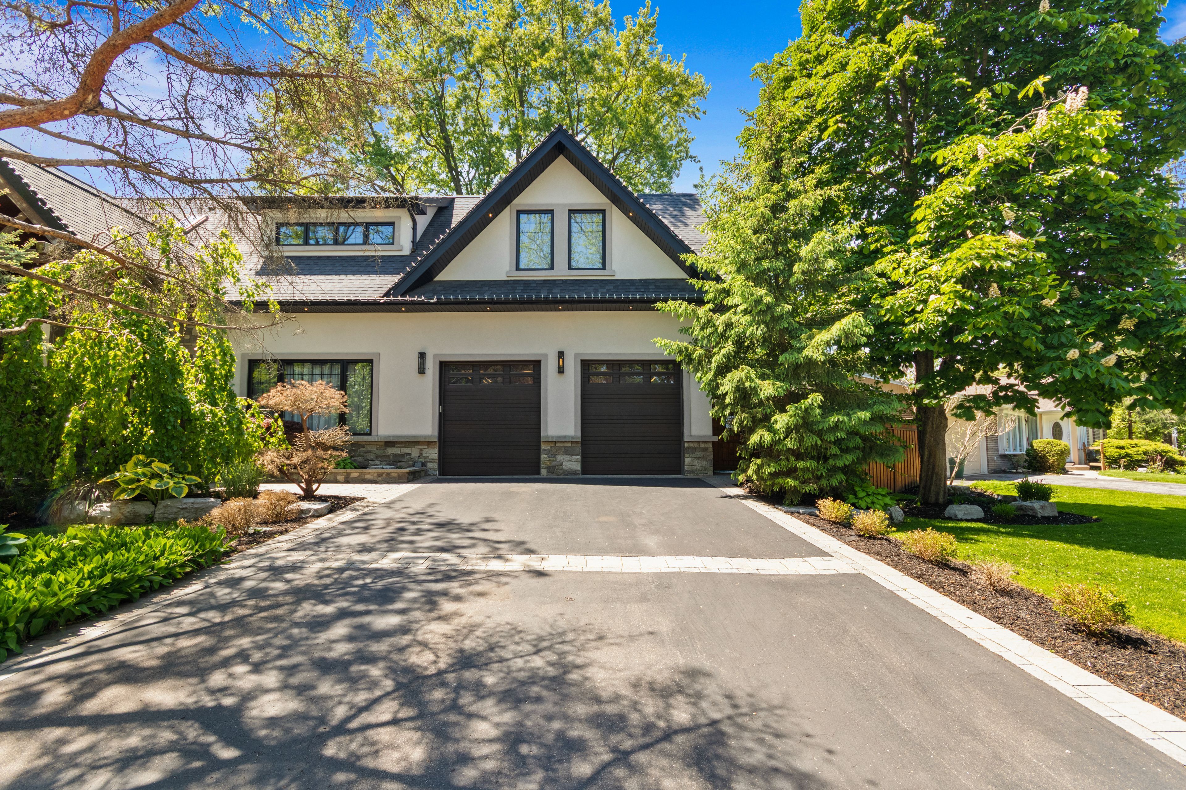 1031 Welwyn Drive, Mississauga, On L5j 3j2