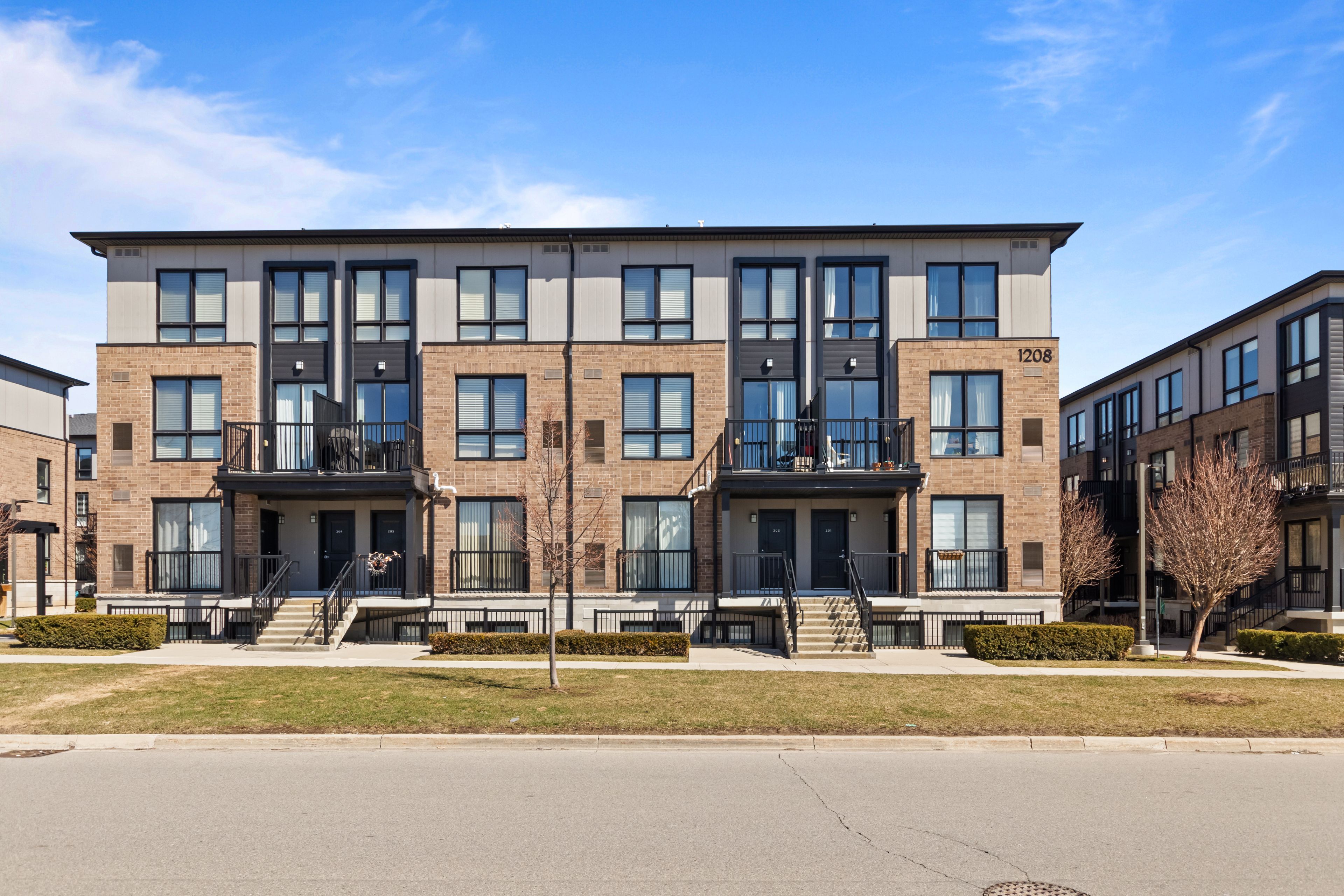 1208 Main Street E 201, Milton, On L9t 9k7