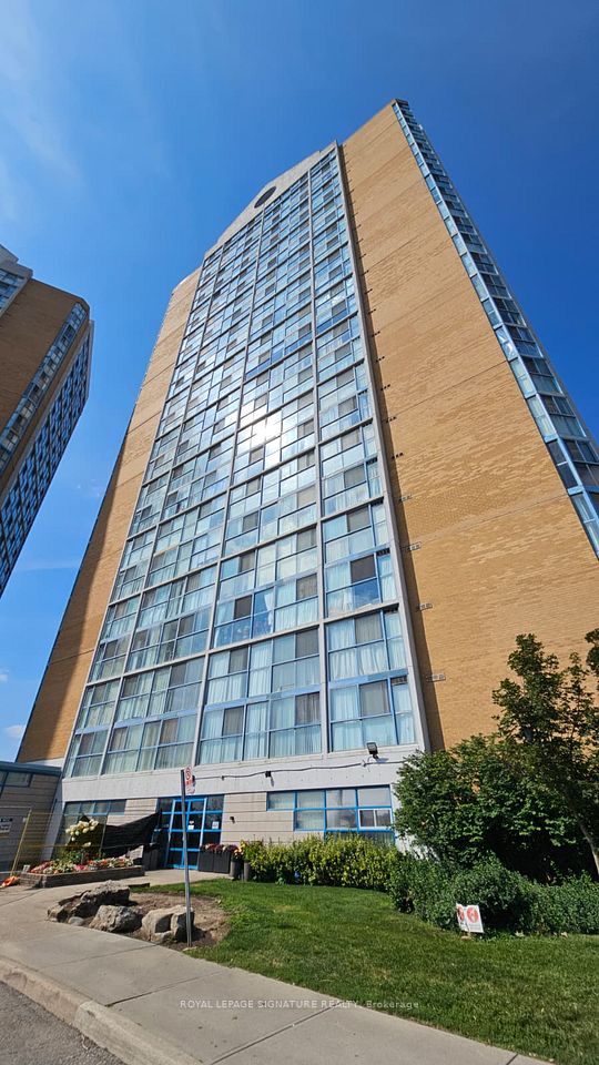 35 Trailwood Drive 2117, Mississauga, On L4z 3l6