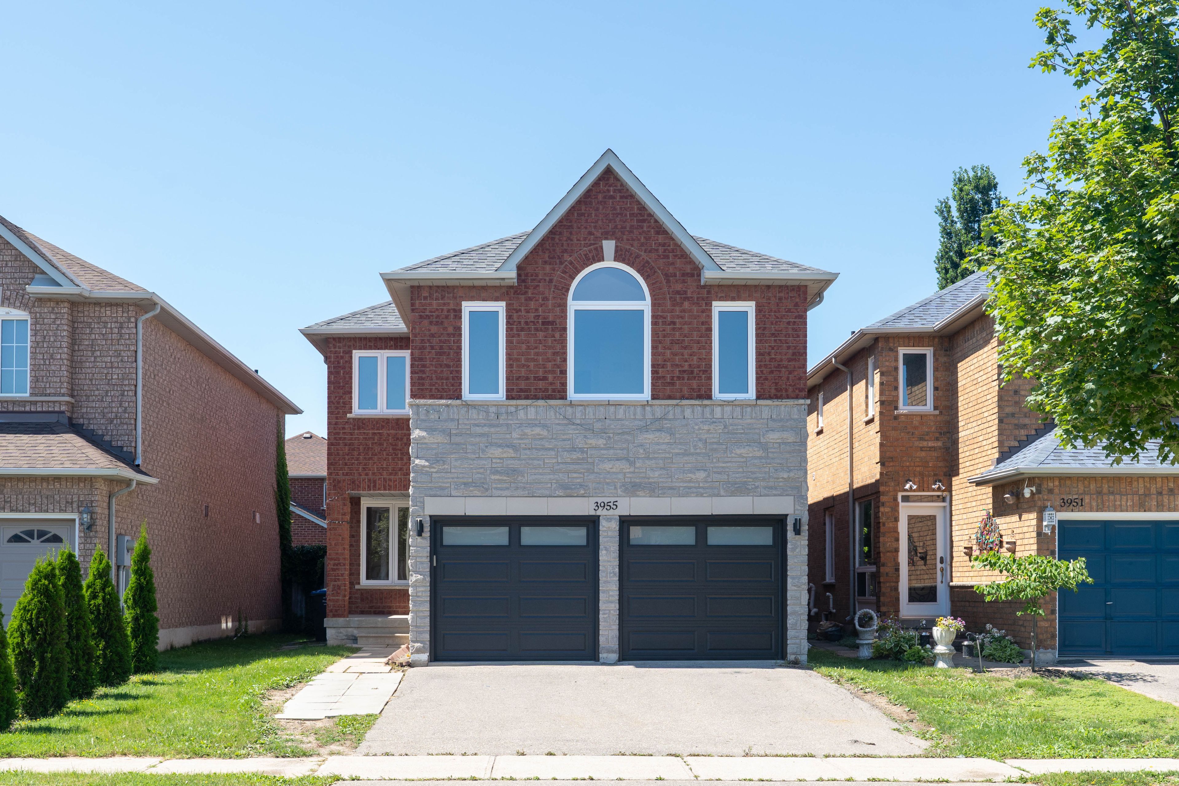 3955 Foxwood Avenue, Mississauga, On L5n 7v4