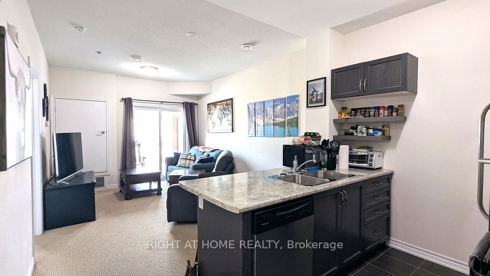 1360 Costigan Road 210, Milton, On L9t 0y8
