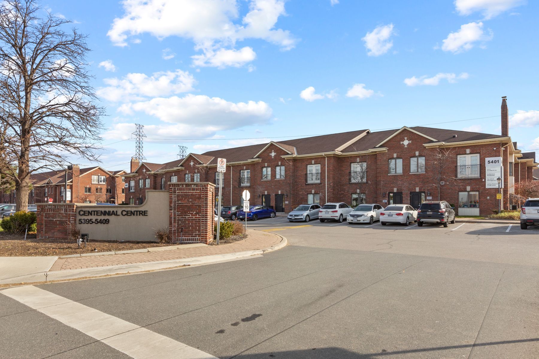5401 Eglinton Avenue 202, Toronto, On M9c 5k6
