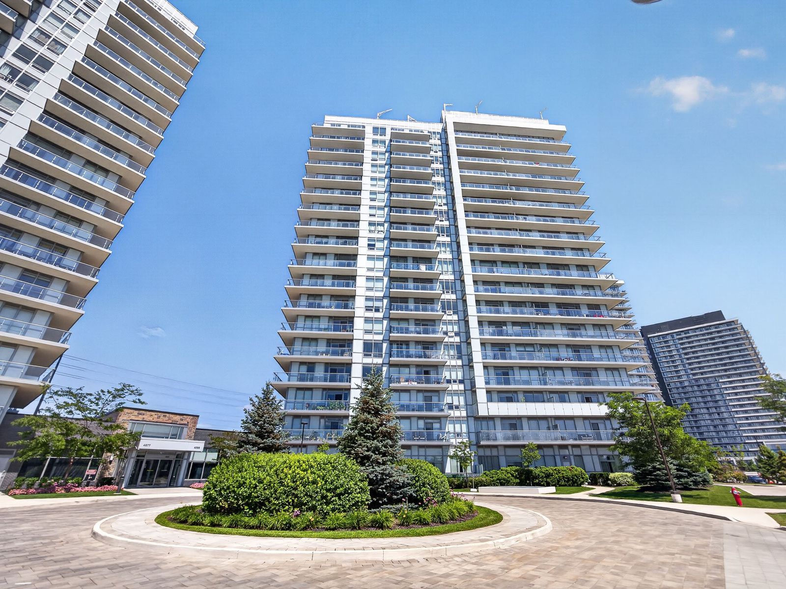 4699 Glen Erin Drive 410, Mississauga, On L5m 2e5