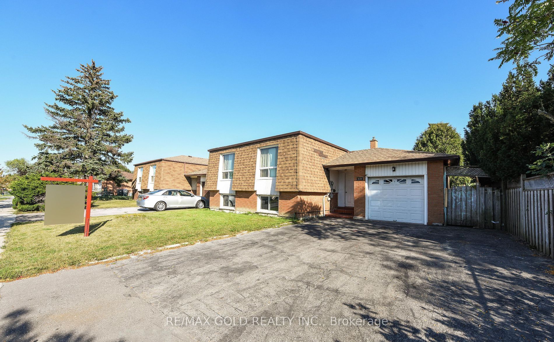 3630 Brandon Gate Drive, Mississauga, On L4t 3e5
