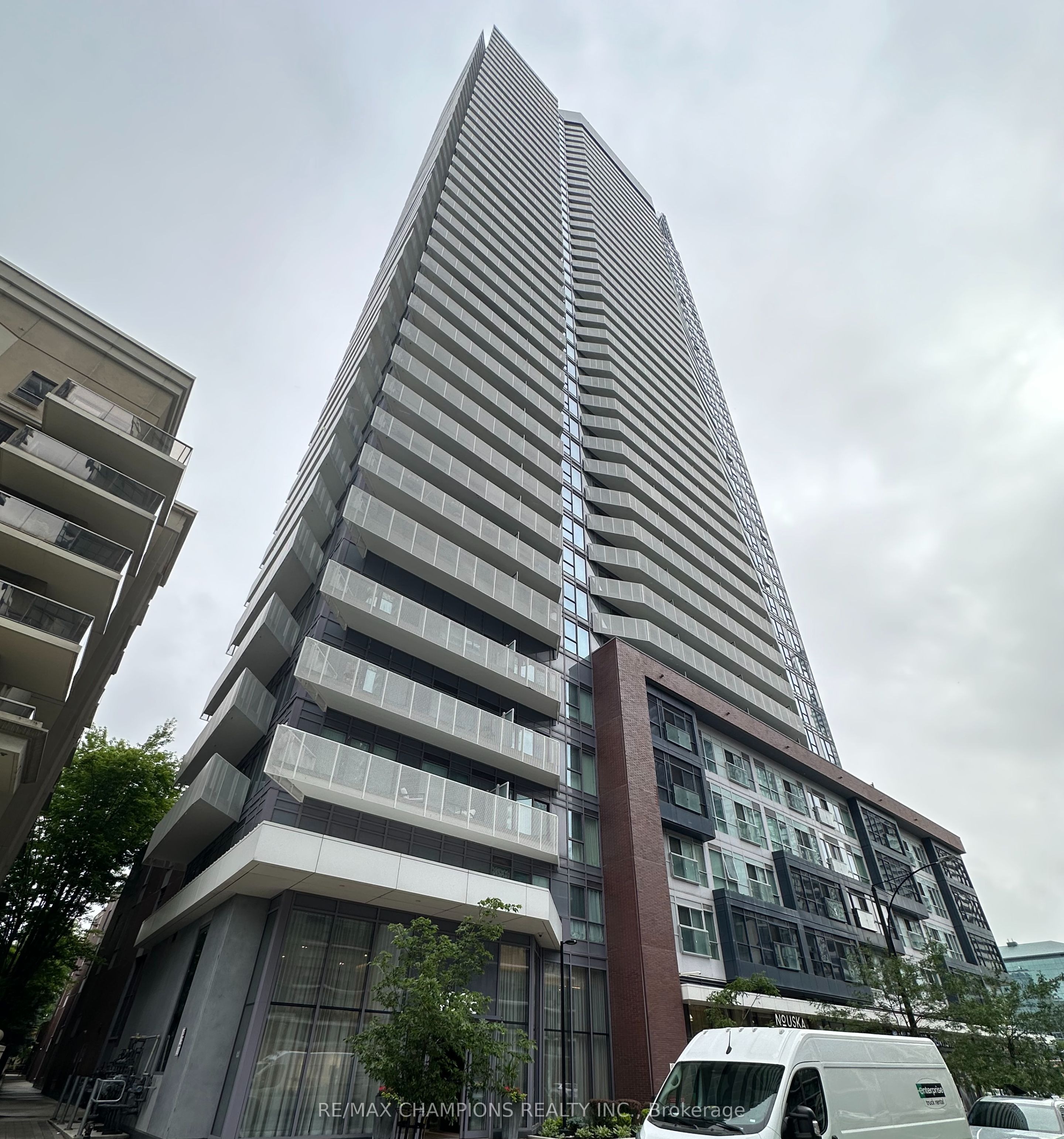 4065 Confederation Parkway 1402, Mississauga, On L5b 0l4