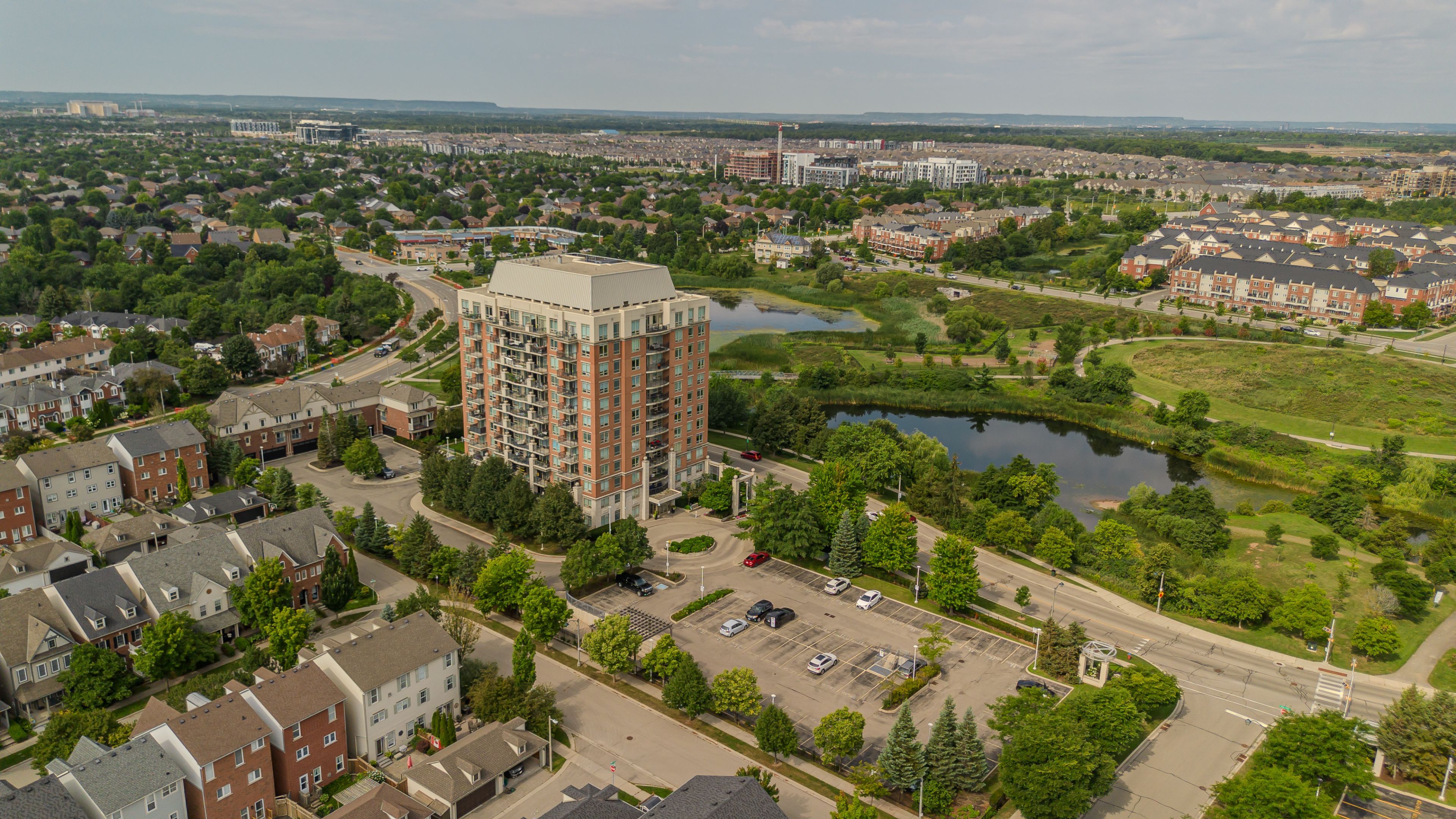 2325 Central Park Drive 709, Oakville, On L6h 0e2