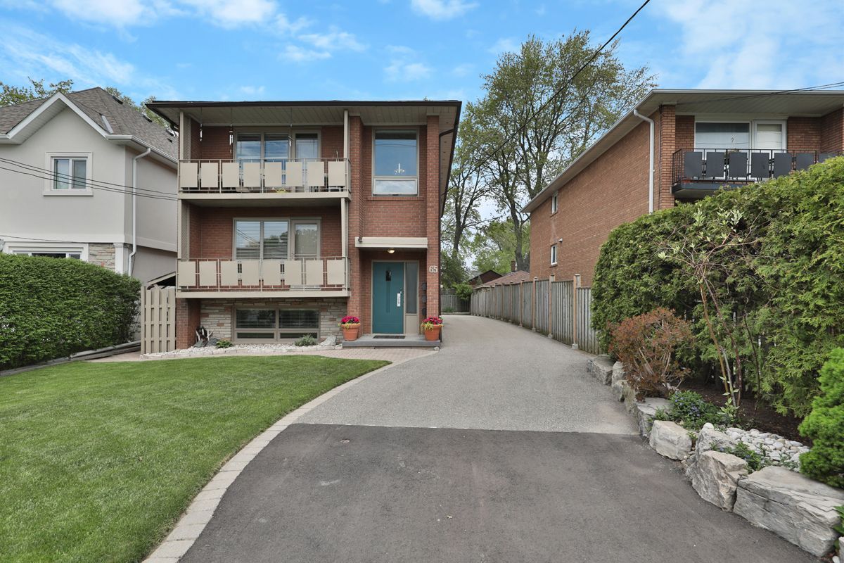 65 Mississauga Road 2, Mississauga, On L5h 2h9