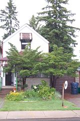 2 Saint Marks Road, Toronto, On M6s 2h6