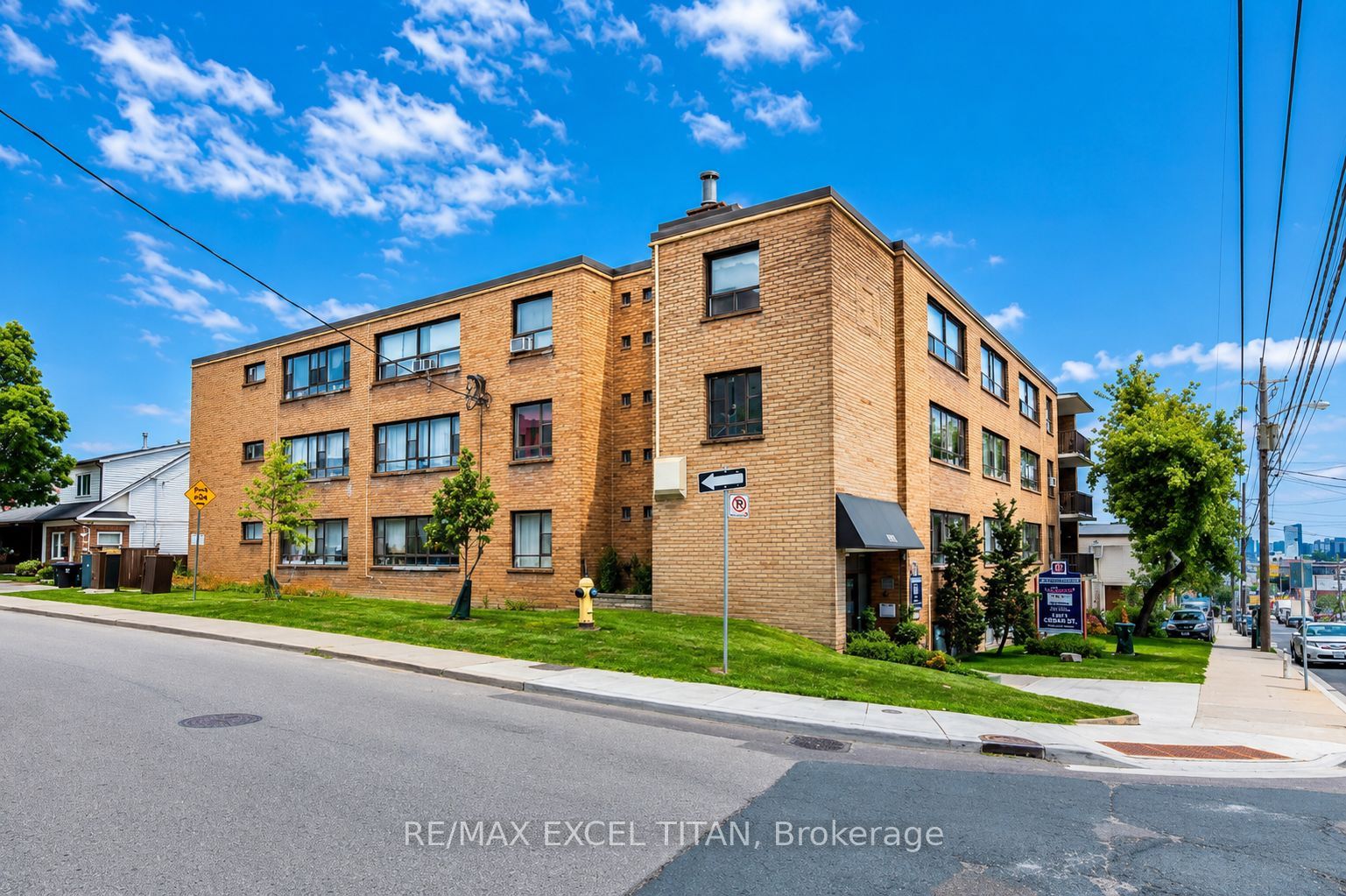 2515 Eglinton Avenue W G4, Toronto, On M6m 1t2