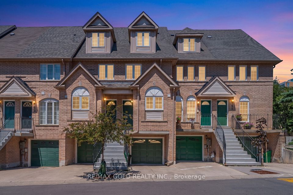 80 Strathaven Drive 53, Mississauga, On L5r 3v9