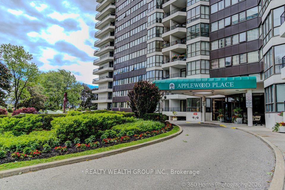 1333 Bloor Street 619, Mississauga, On L4y 3t6