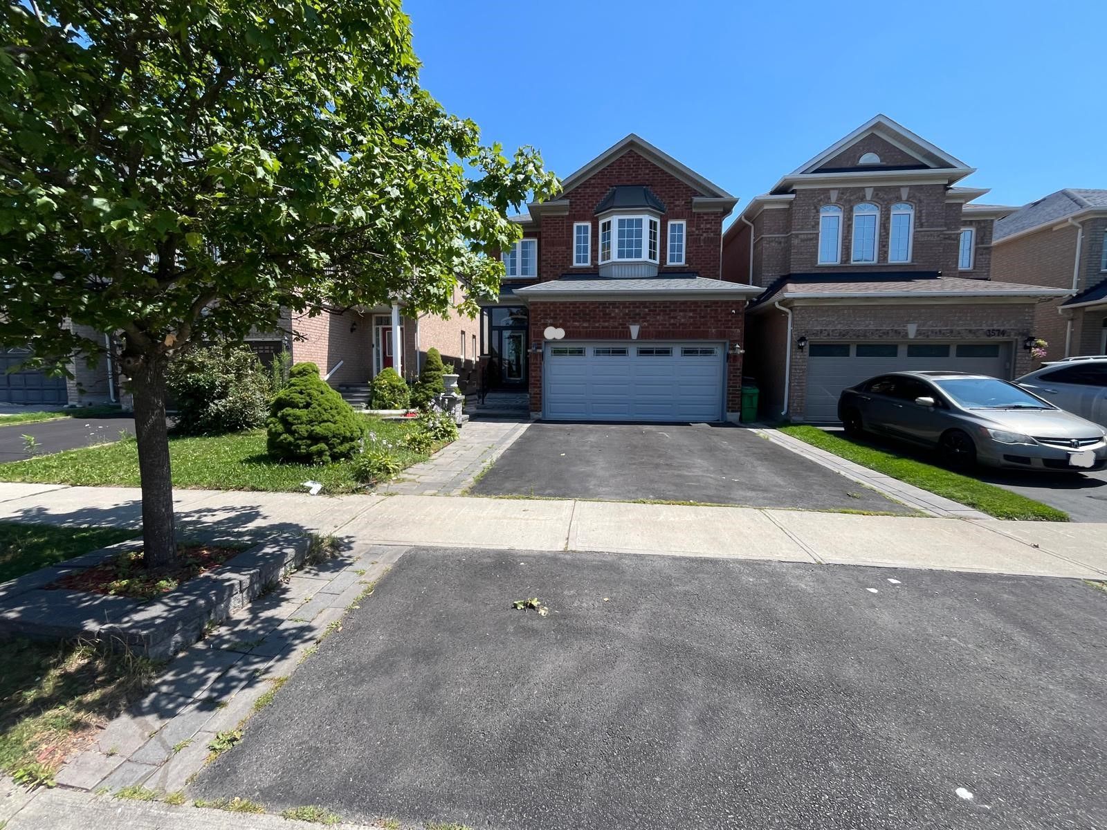 3570 Fountain Park Avenue, Mississauga, On L5m 7g1