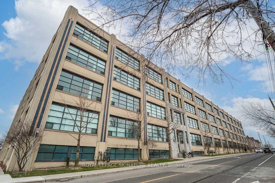 1001 Roselawn Avenue 201, Toronto, On M6b 4m4