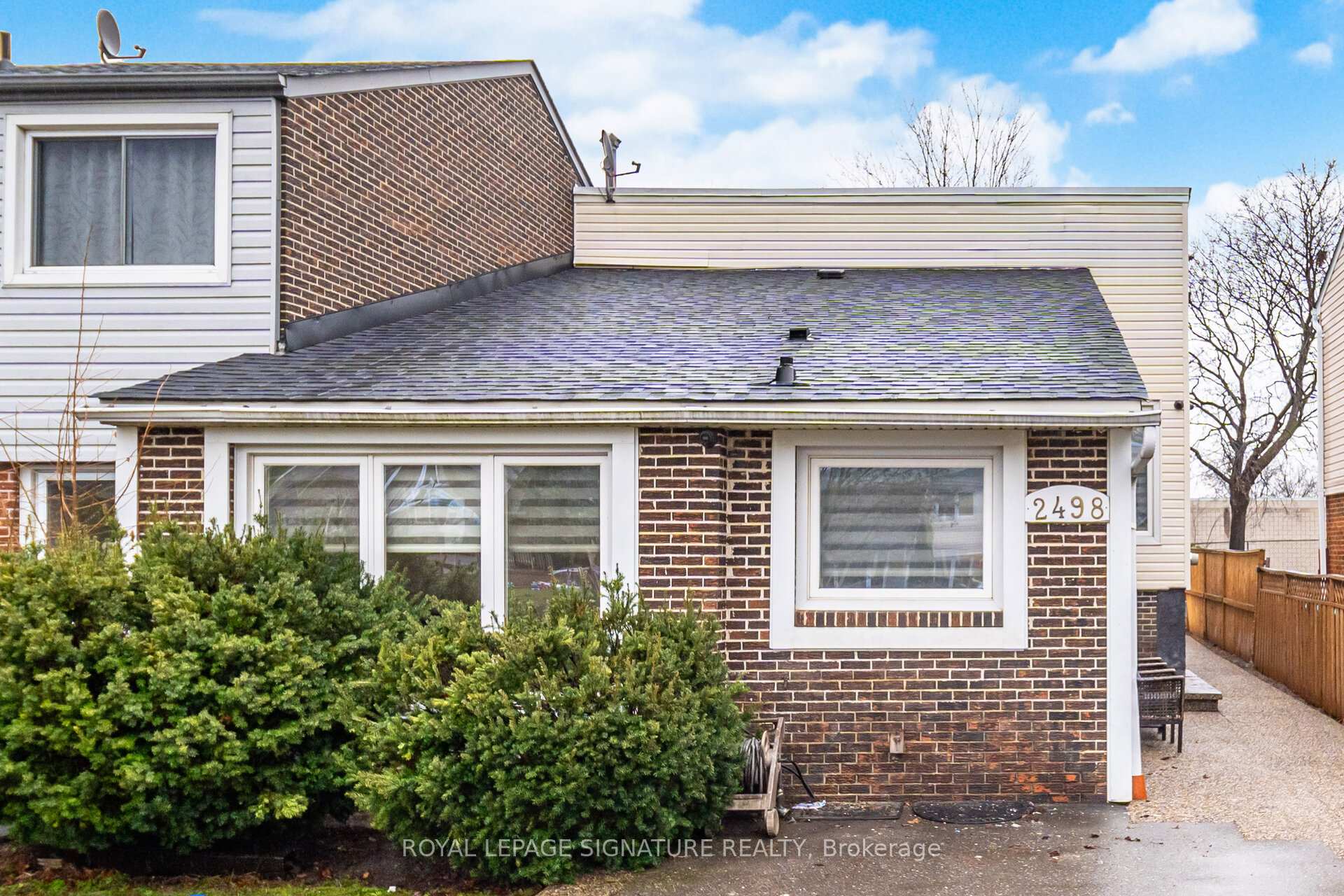 2498 Mainroyal Street S, Mississauga, On L5l 1c9