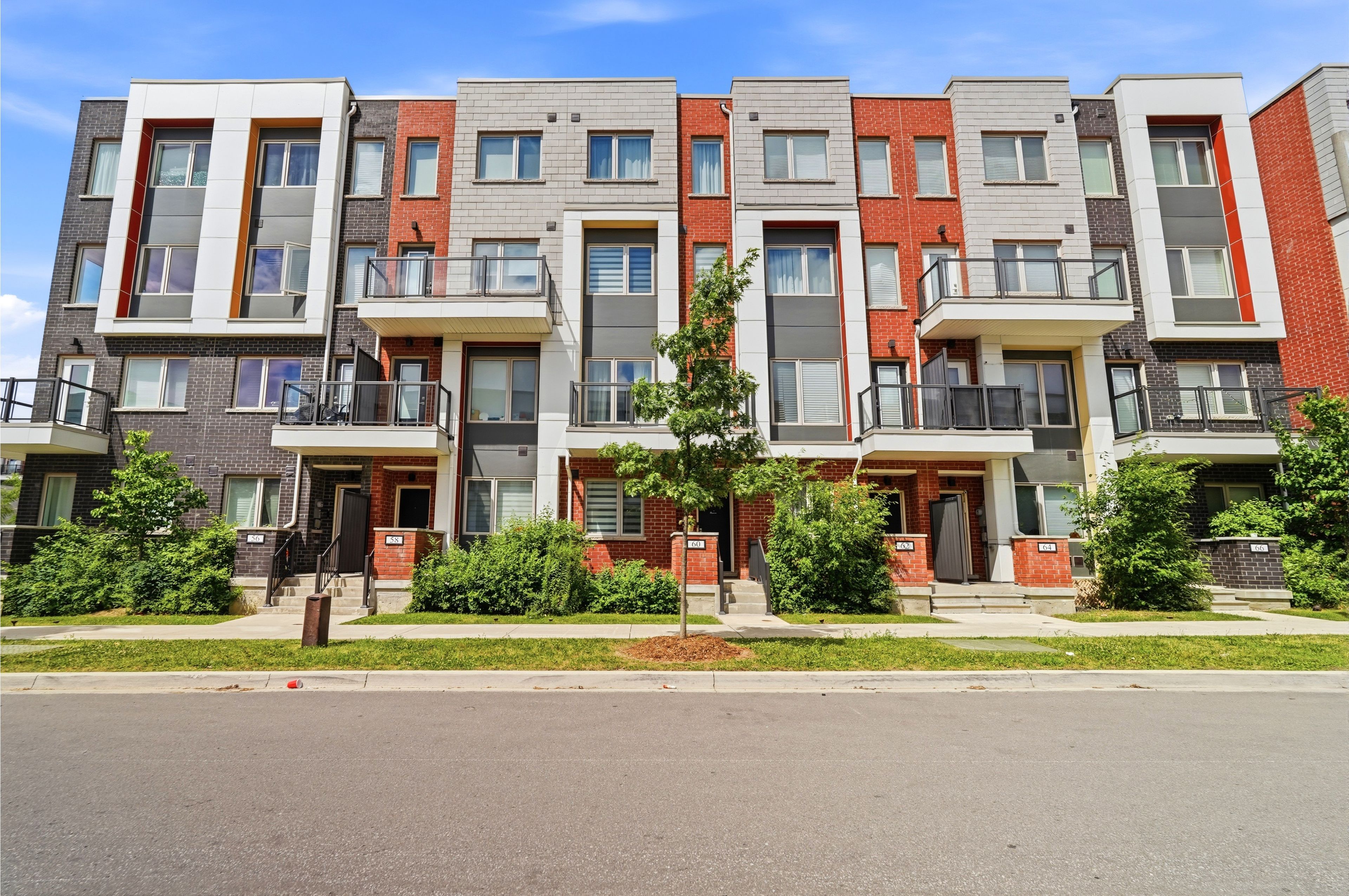 60 William Duncan Road, Toronto, On M3k 0c5
