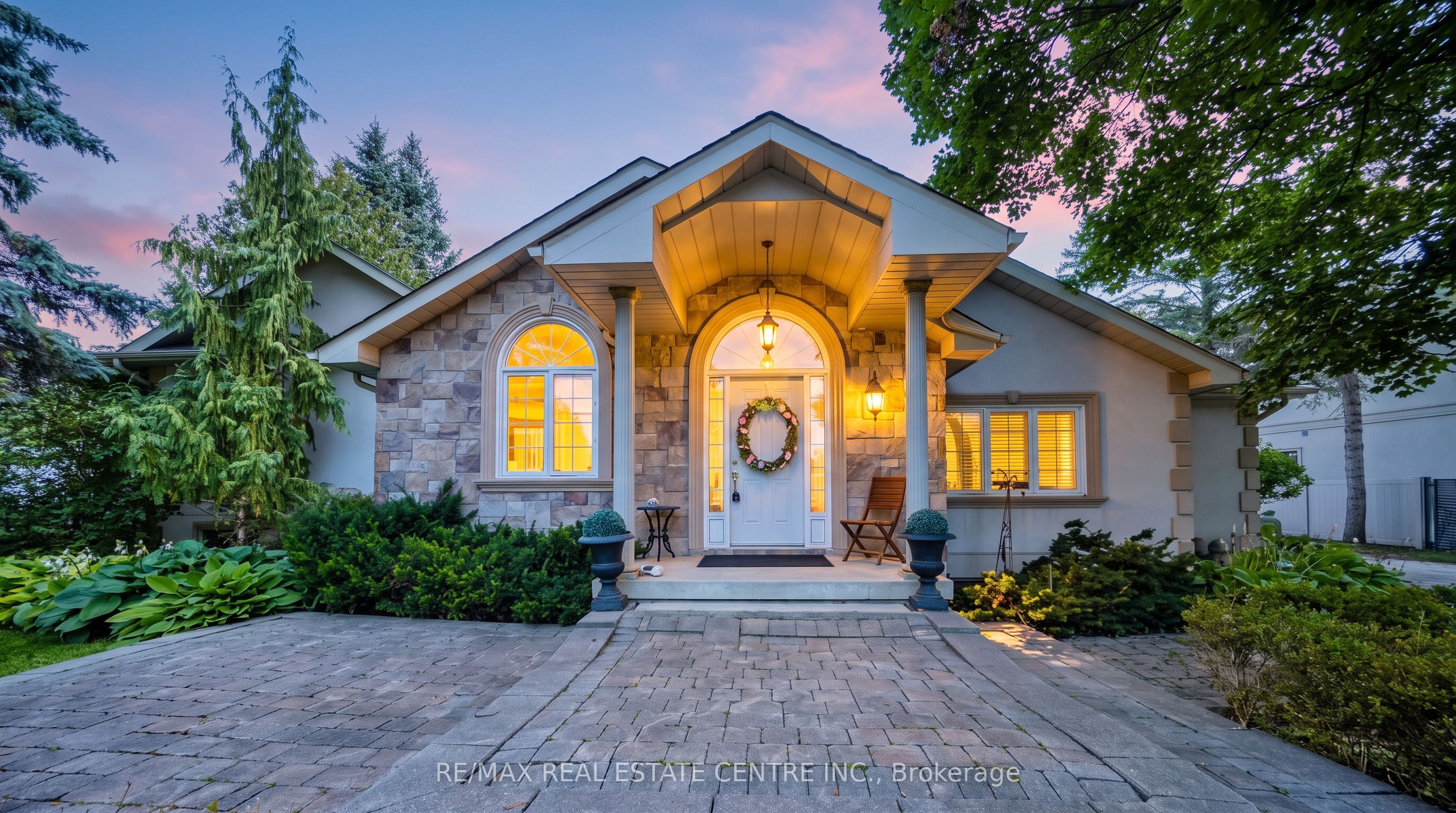 6961 Second Line W, Mississauga, On L5w 1a1