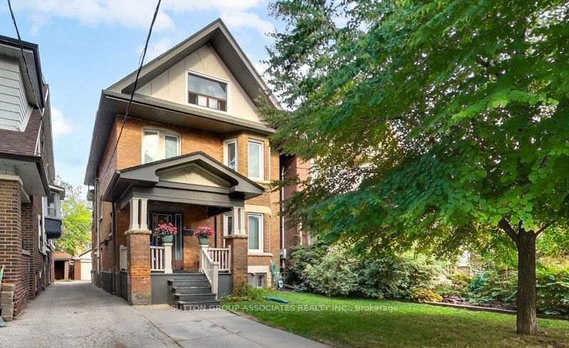 131 Lauder Avenue, Toronto, On M6h 3e4