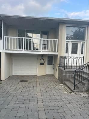 3589 Birchmeadow Crescent, Mississauga, On L4y 3r8