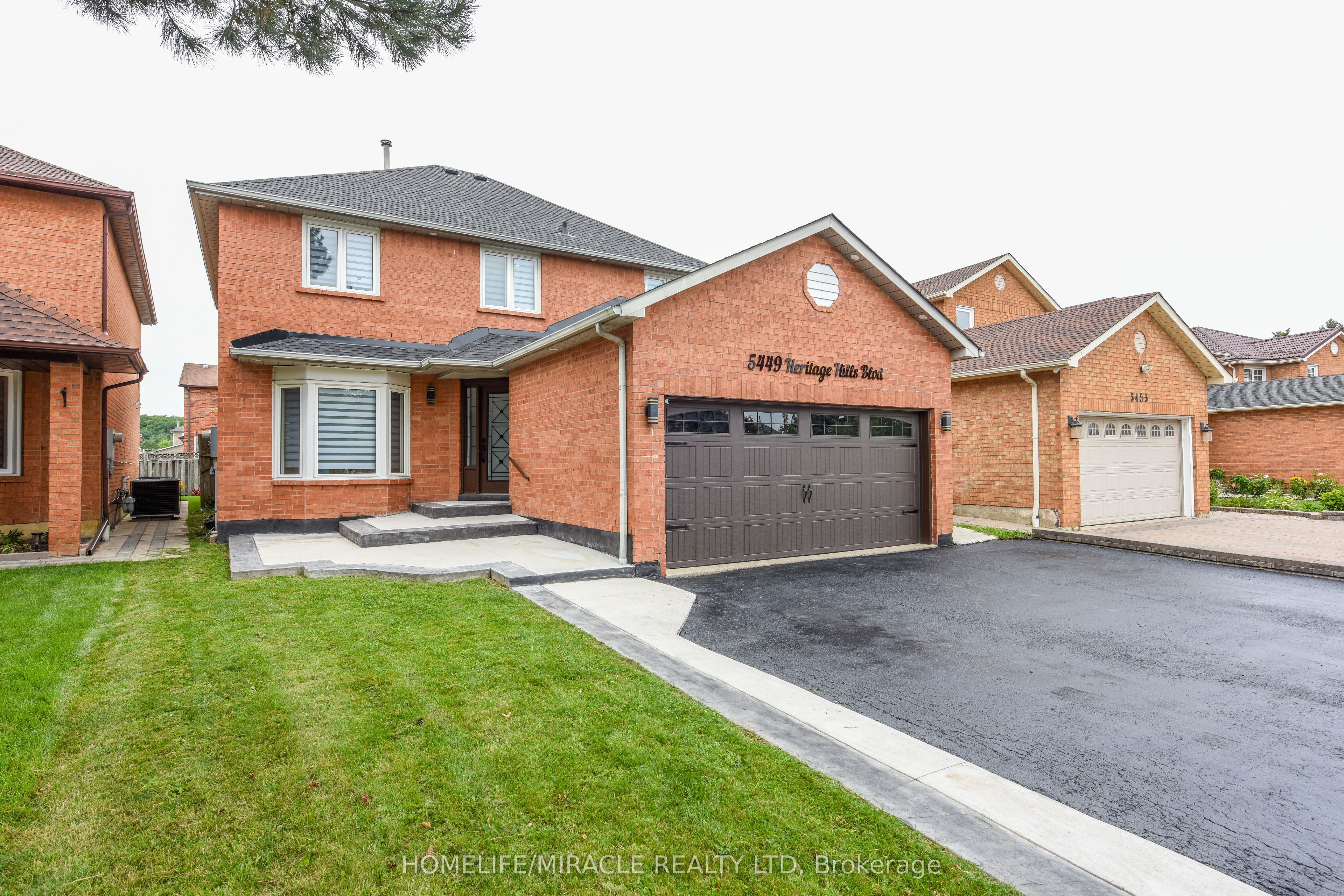 5449 Heritage Hills Boulevard, Mississauga, On L5r 2h4