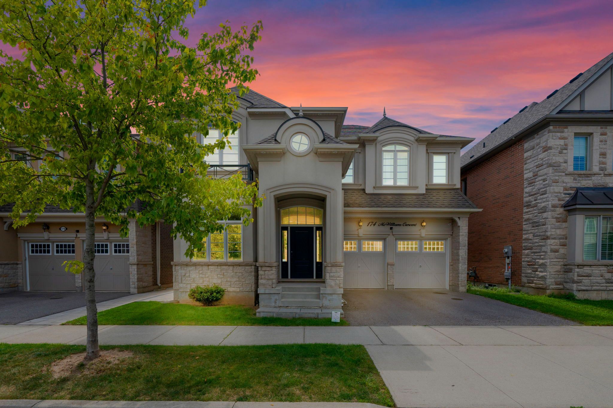 174 Mcwilliams Crescent, Oakville, On L6m 0w5