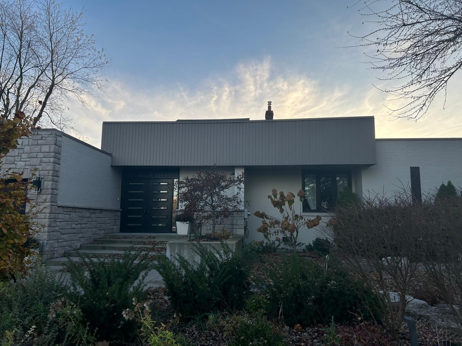 37 Michelangelo Boulevard, Brampton, On L6p 0h1