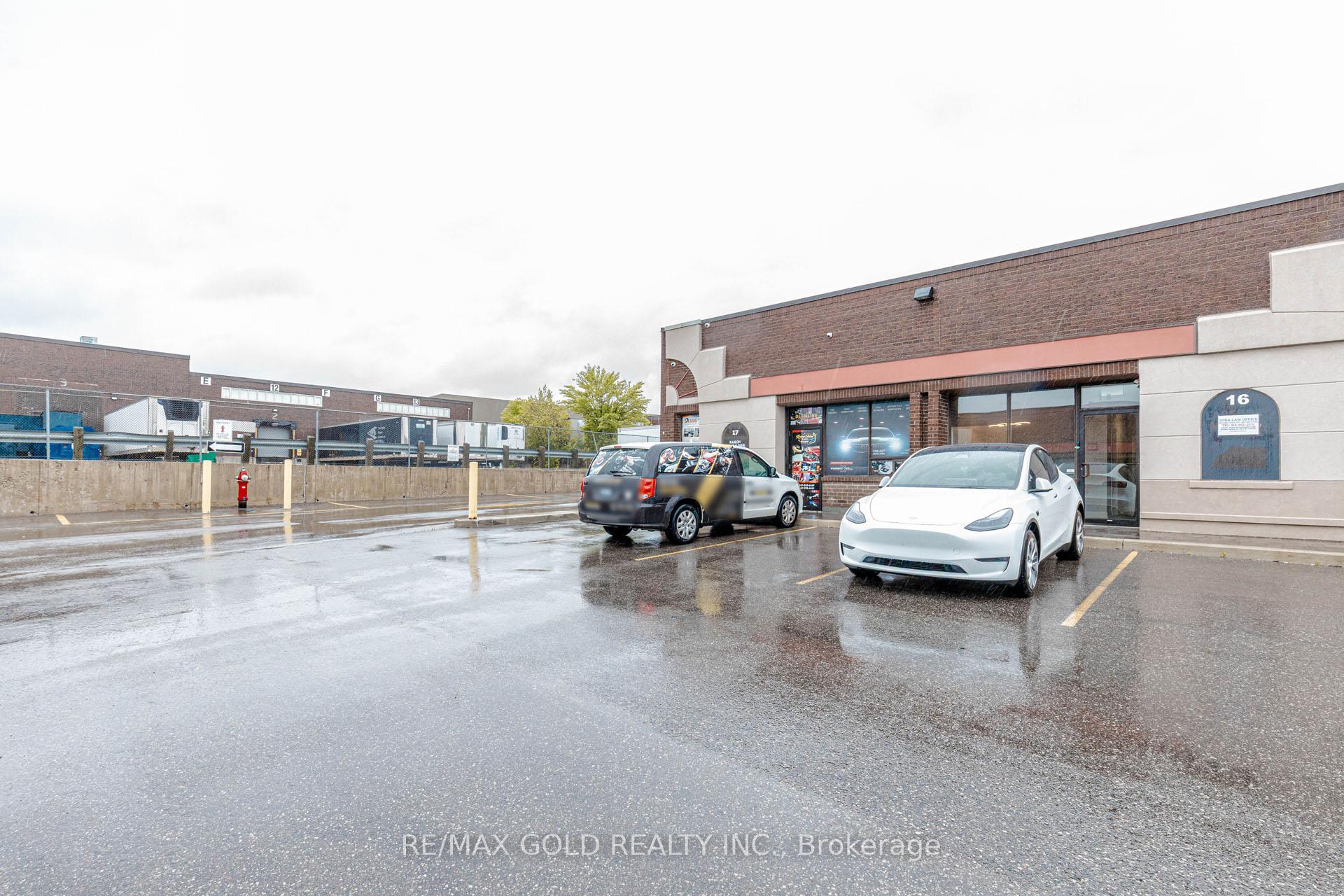 5484 Tomken Road 16, Mississauga, On L4w 2z6