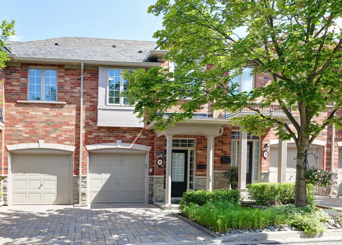 2401 Fifth Line W 8, Mississauga, On L5k 1v9