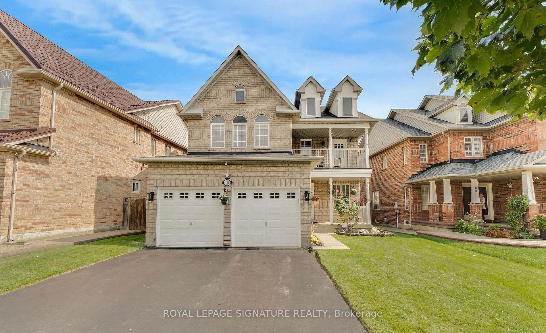 794 White Clover Way, Mississauga, On L5v 3b8