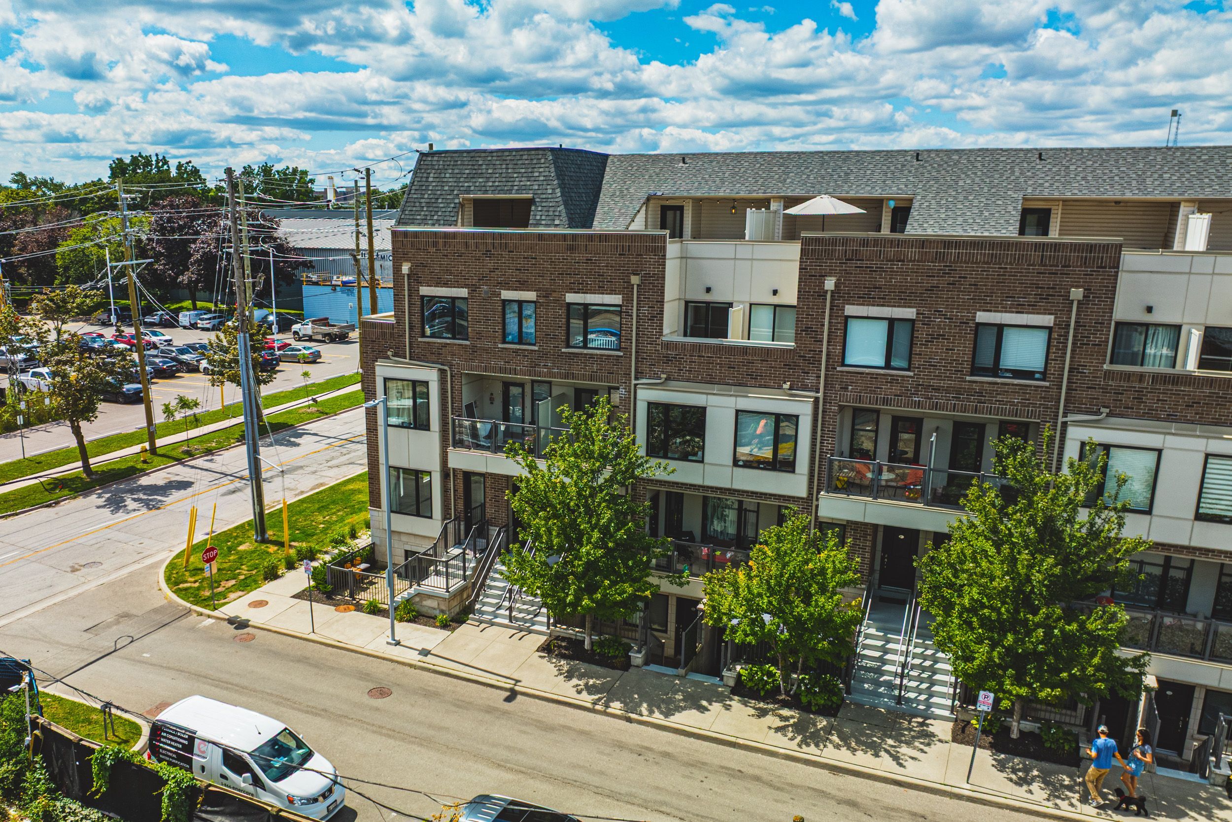 10 Drummond Street 505, Toronto, On M8v 1y8