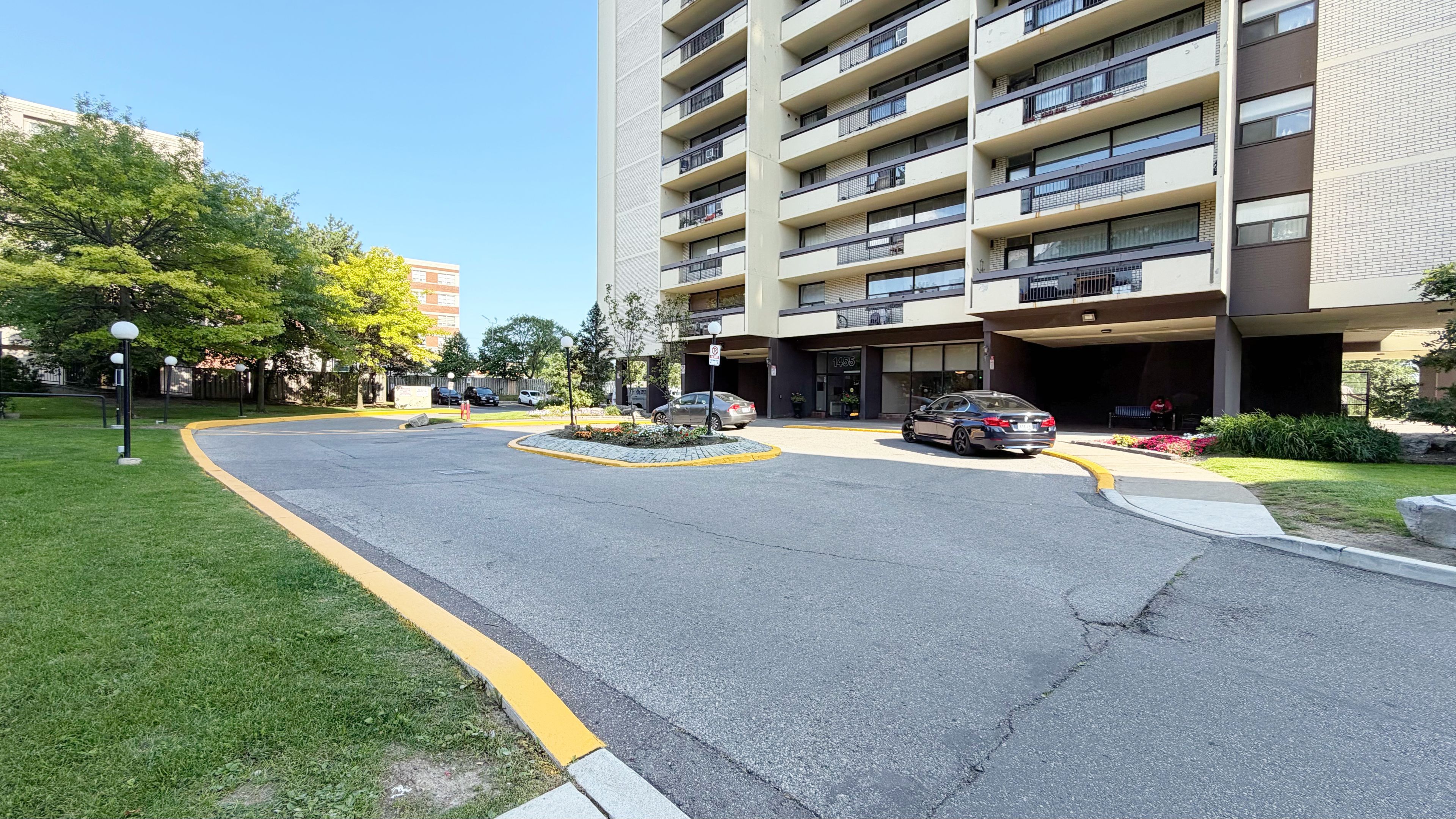 1455 Lawrence Avenue W 1007, Toronto, On M6l 1b1