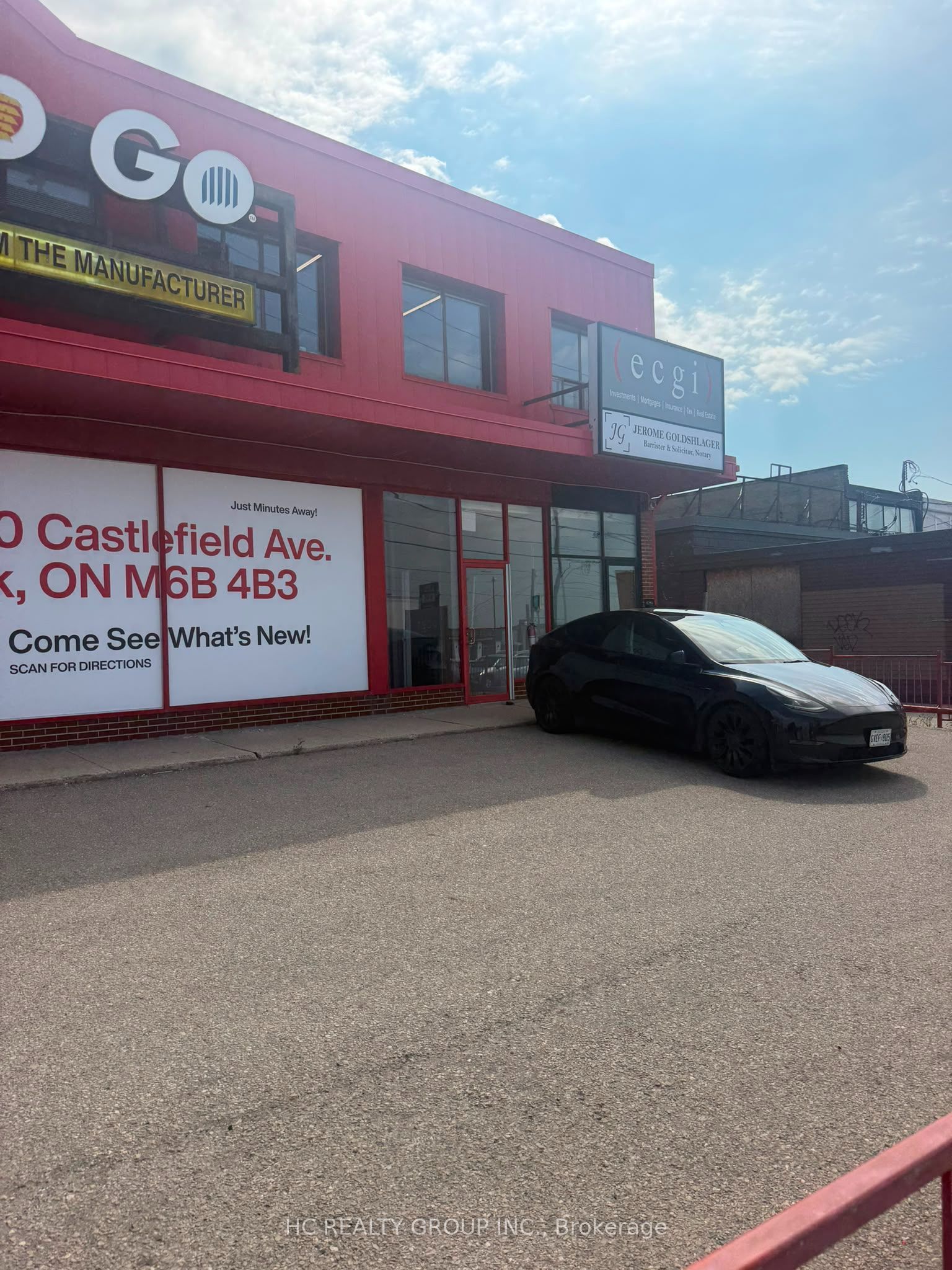 3295 Dufferin Street, Toronto, On M6a 2t4