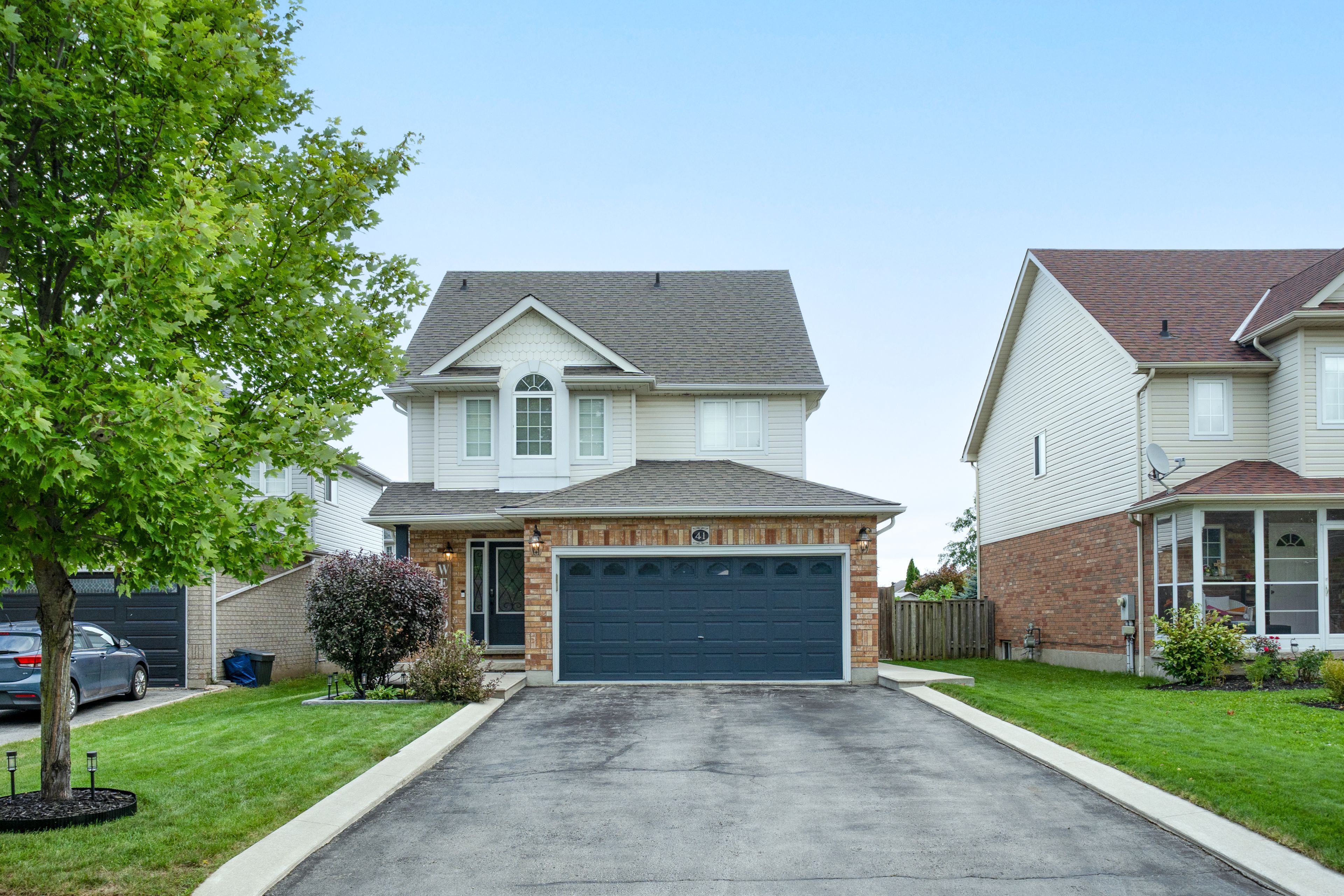 41 Beardmore Crescent, Halton Hills, On L7j 2z1