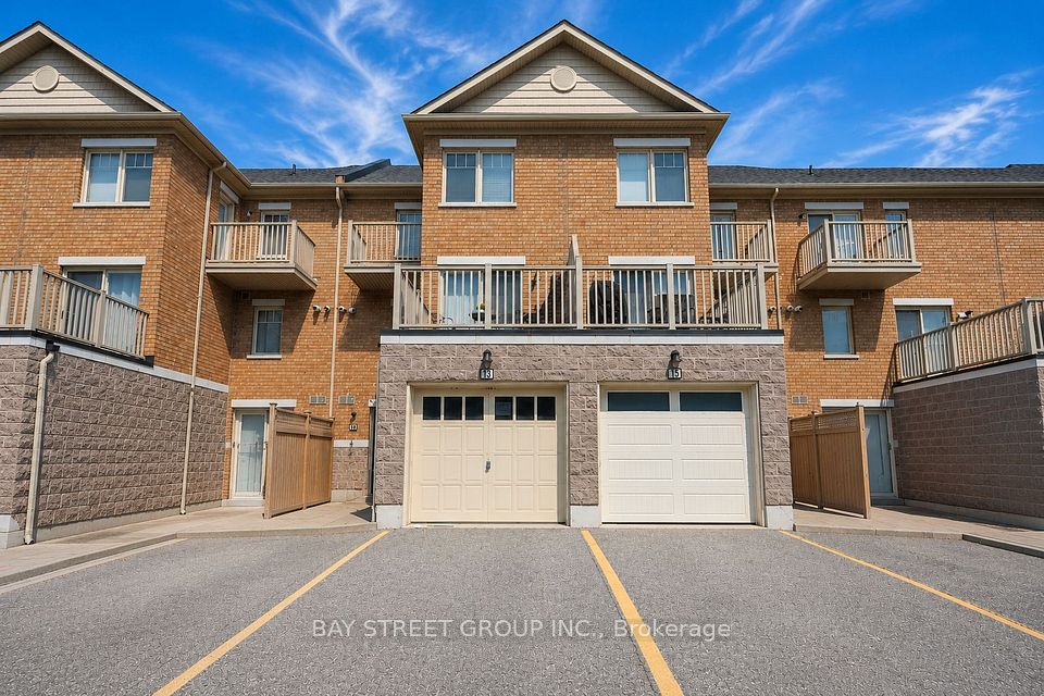3975 Eglinton Avenue W 13, Mississauga, On L5m 0e7