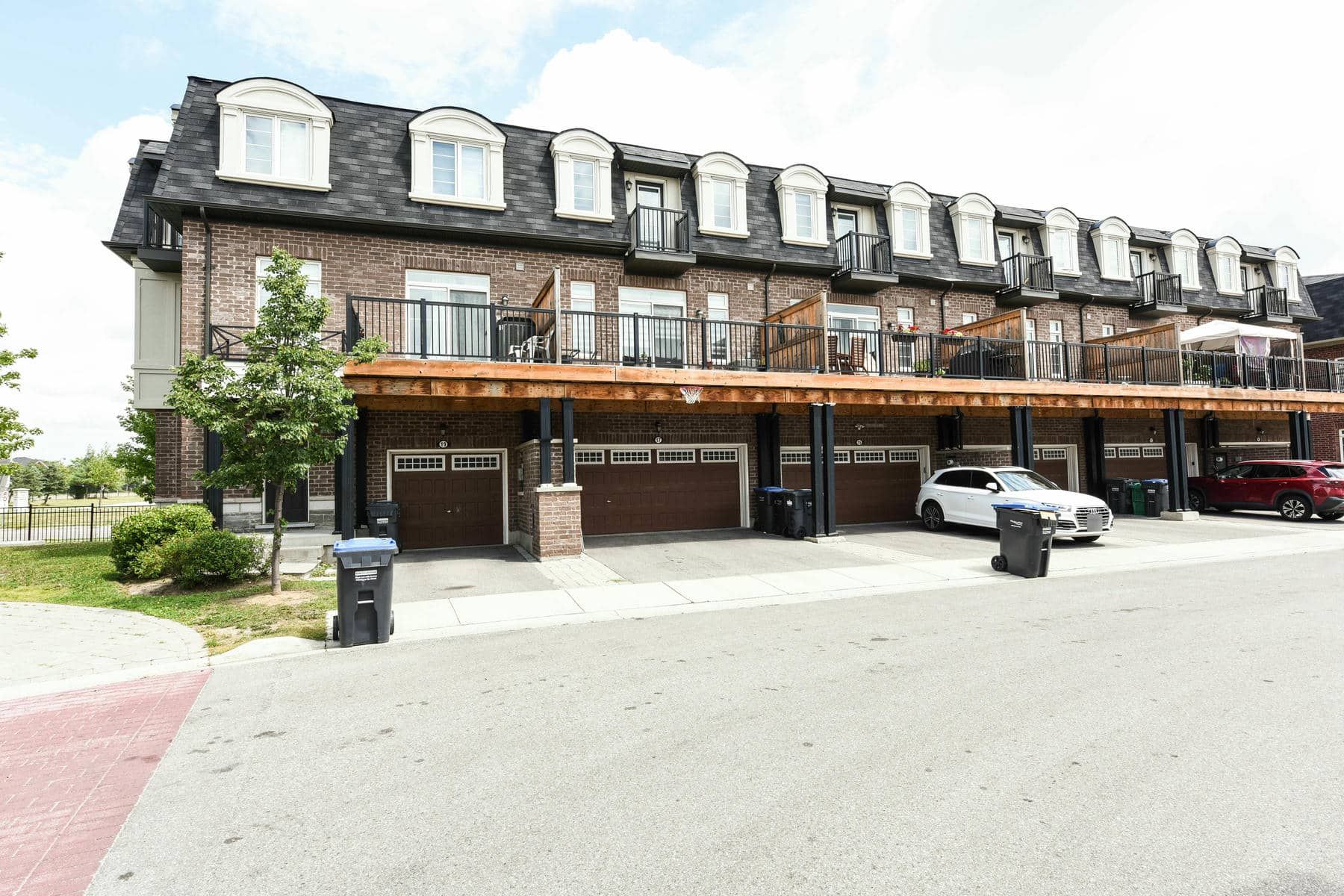 17 Gilford Street, Brampton, On L6x 0e4