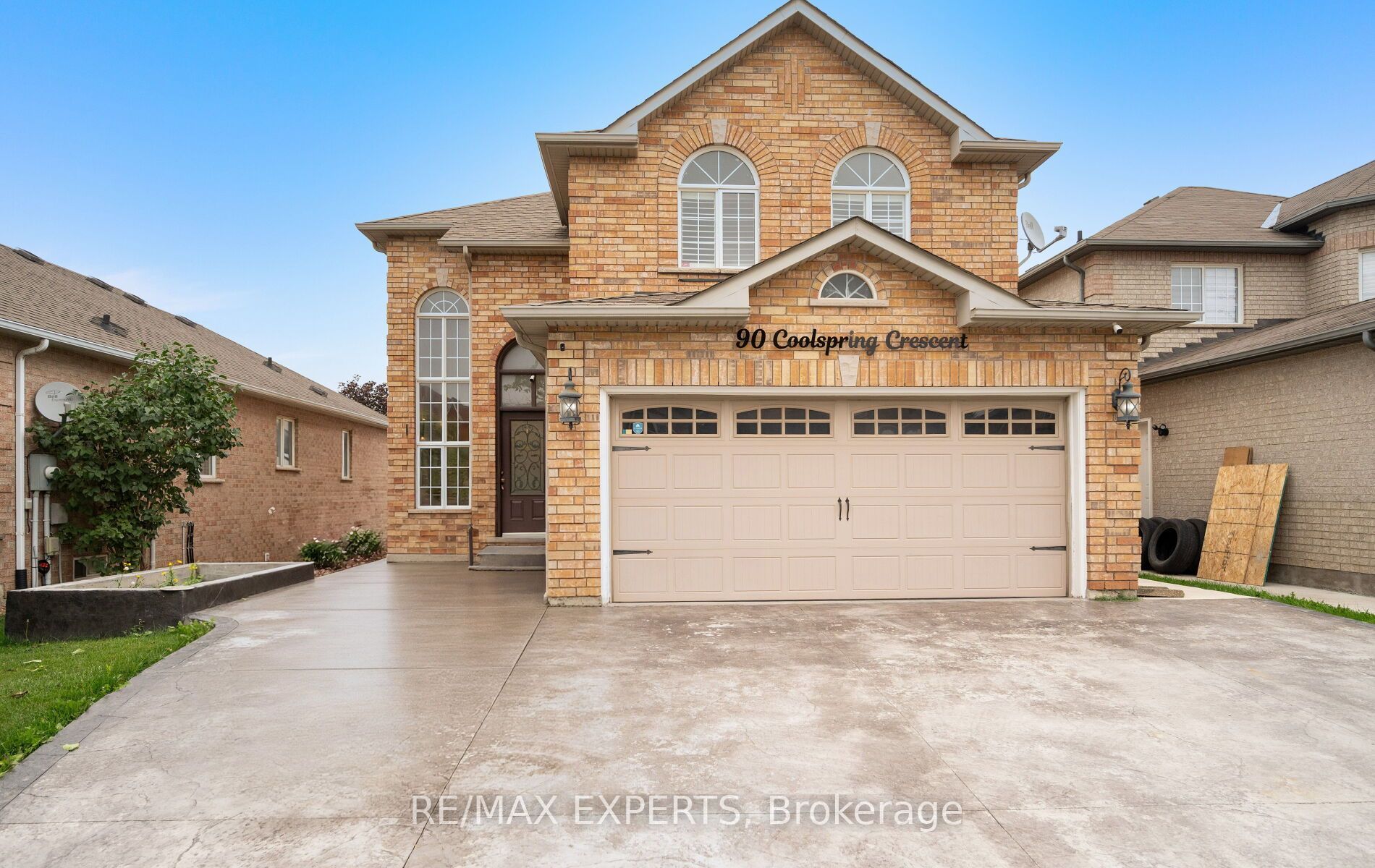 90 Coolspring Crescent, Caledon, On L7e 1w7