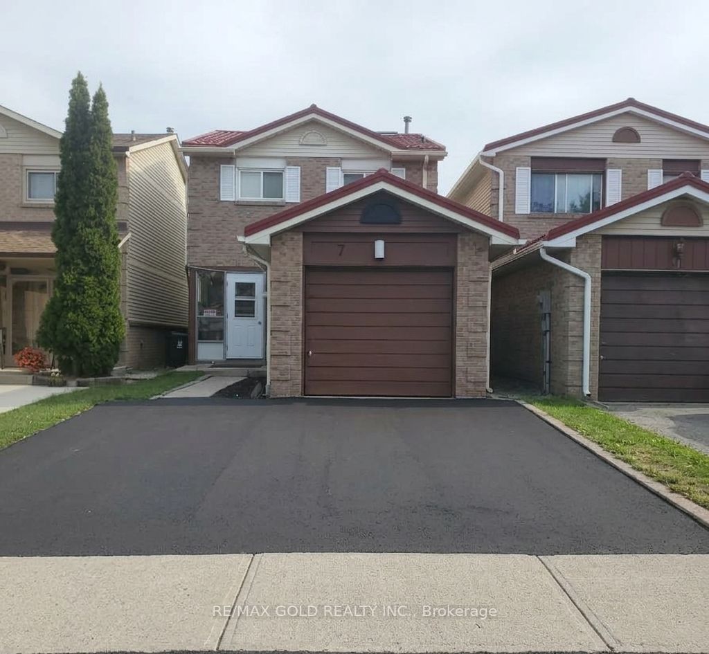 7 Auld Croft Road, Toronto, On M9w 6e3