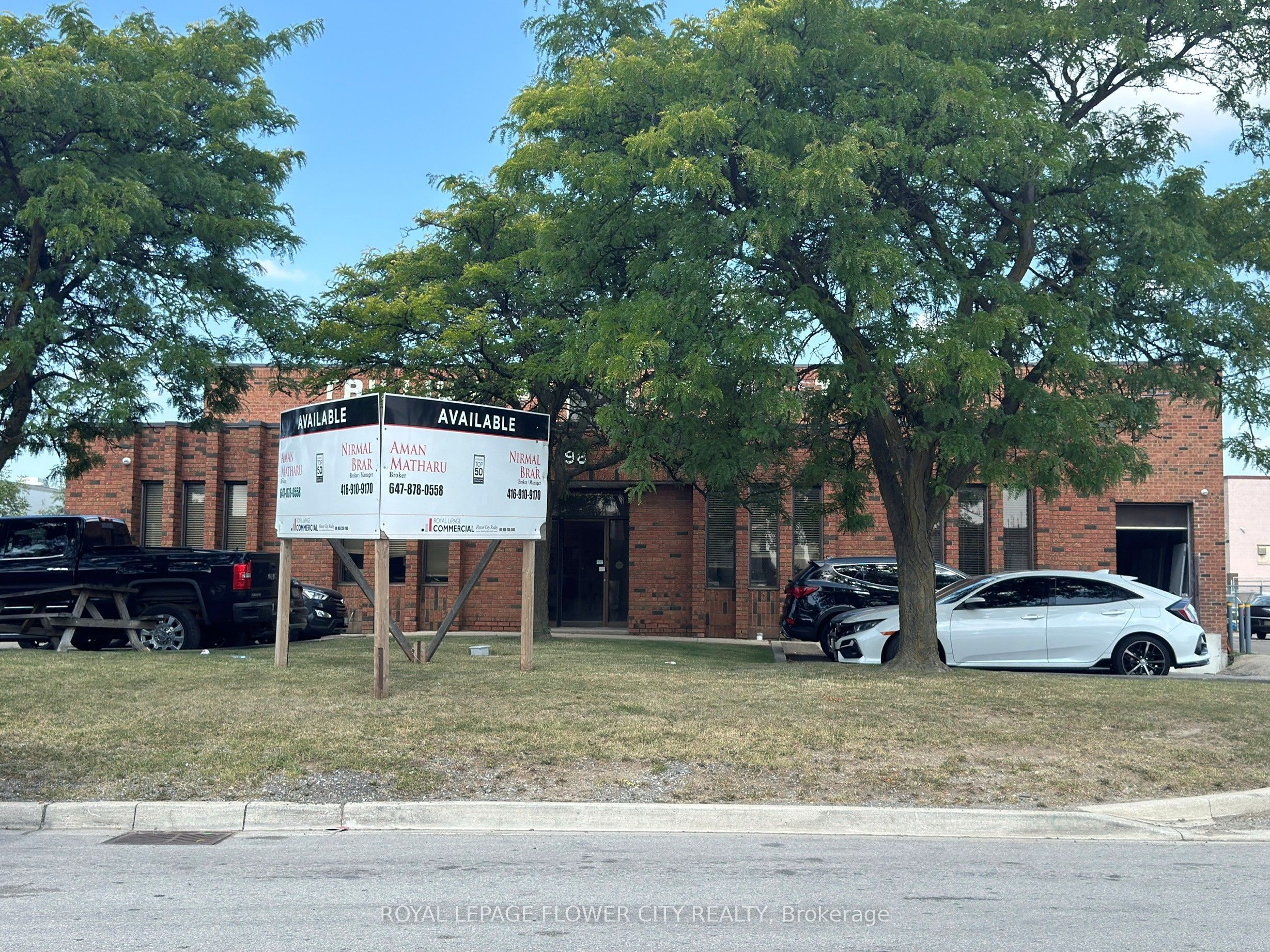 98 Stafford Drive, Brampton, On L6w 1l4