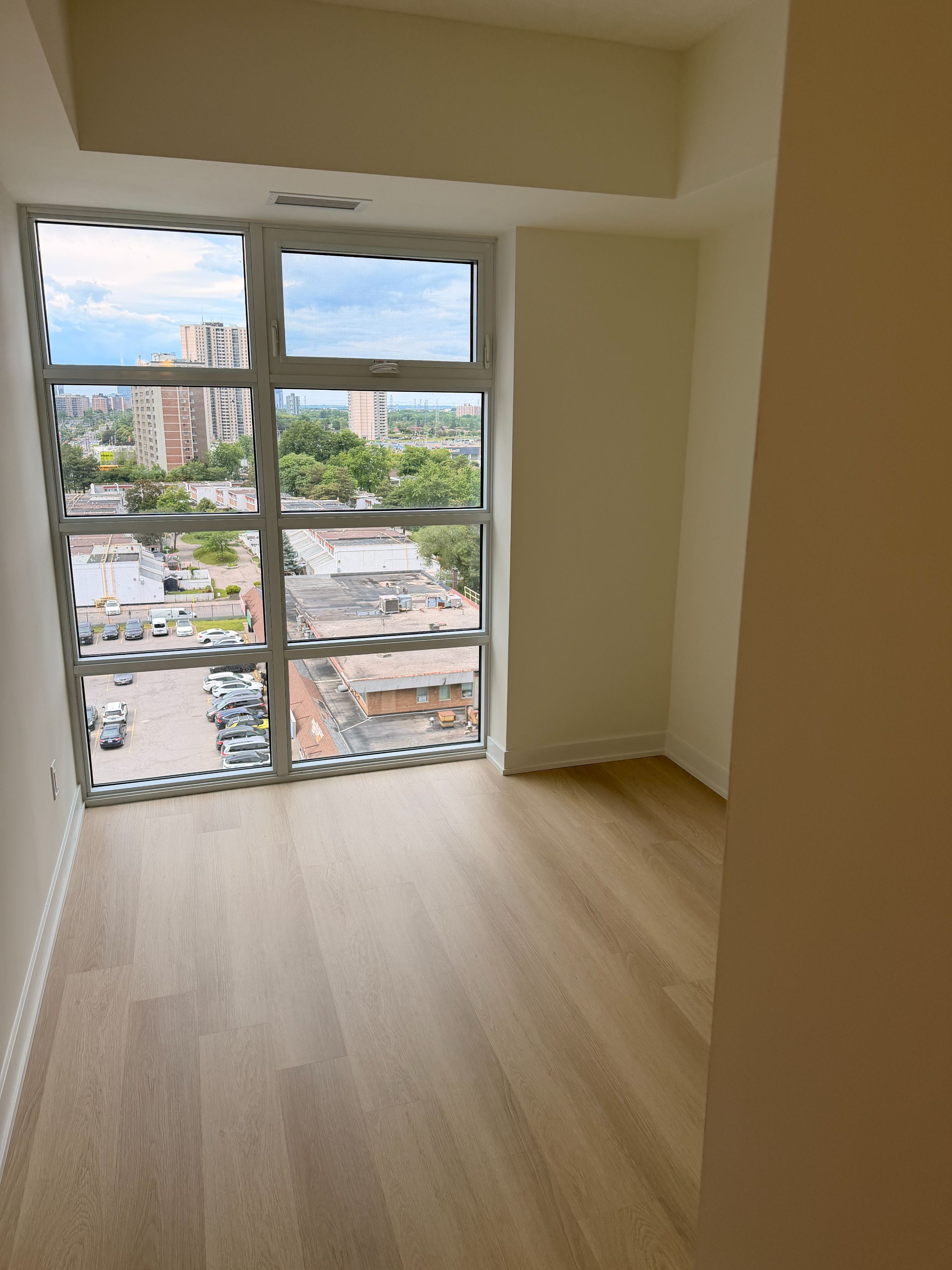 2825 Jane Street 903, Toronto, On M3n 0a8