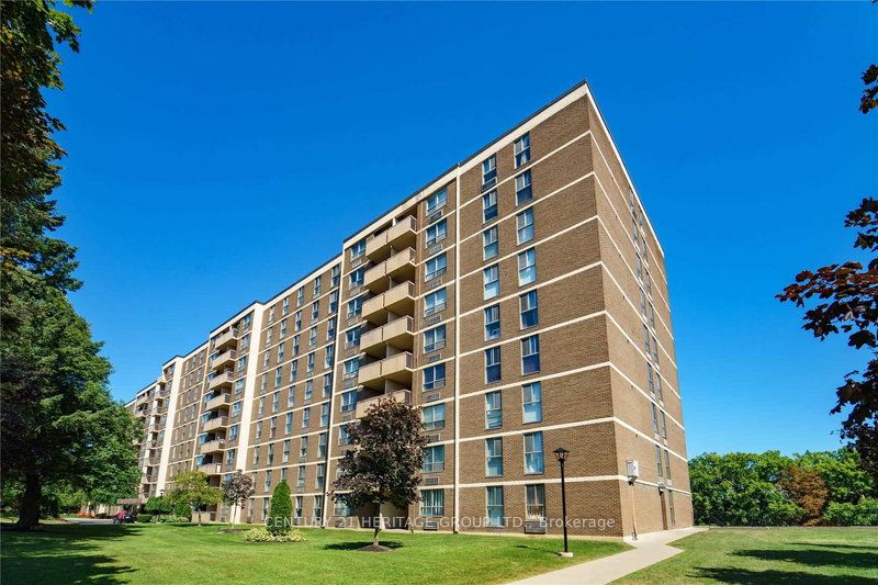 2835 Islington Avenue 206, Toronto, On M9l 2k2