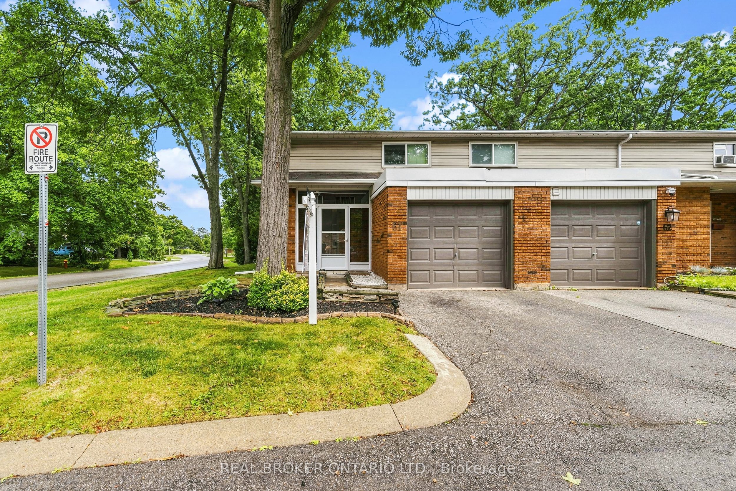 1270 Gainsborough Drive 61, Oakville, On L6h 2l2