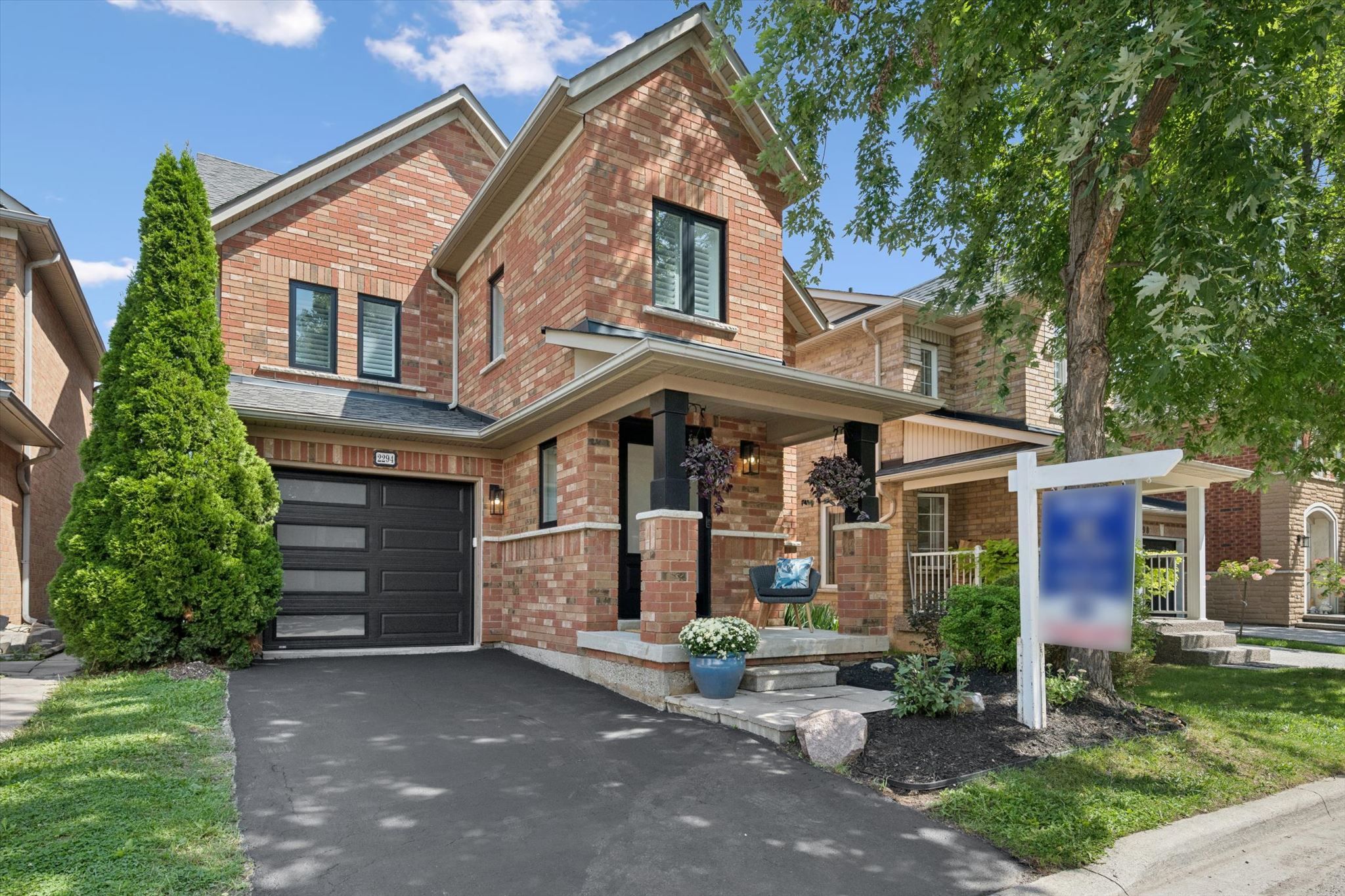 2294 Seton Crescent, Burlington, On L7l 6y4