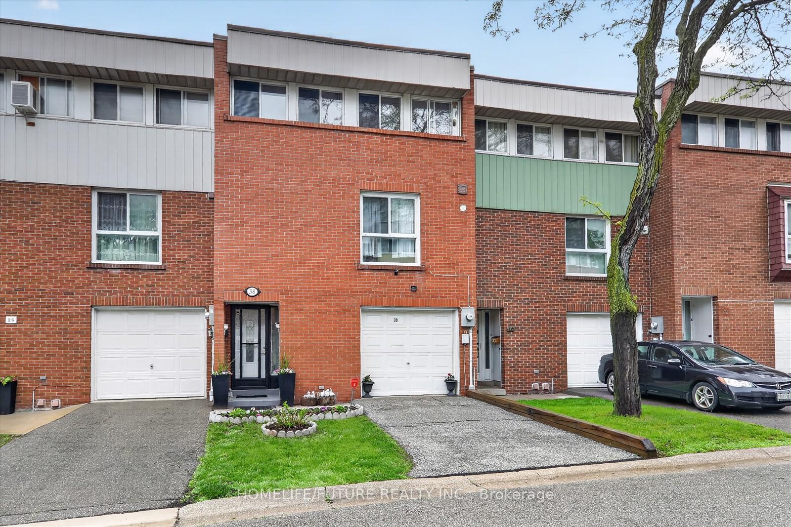 38 John Cabot Way 70, Toronto, On M3n 2t7