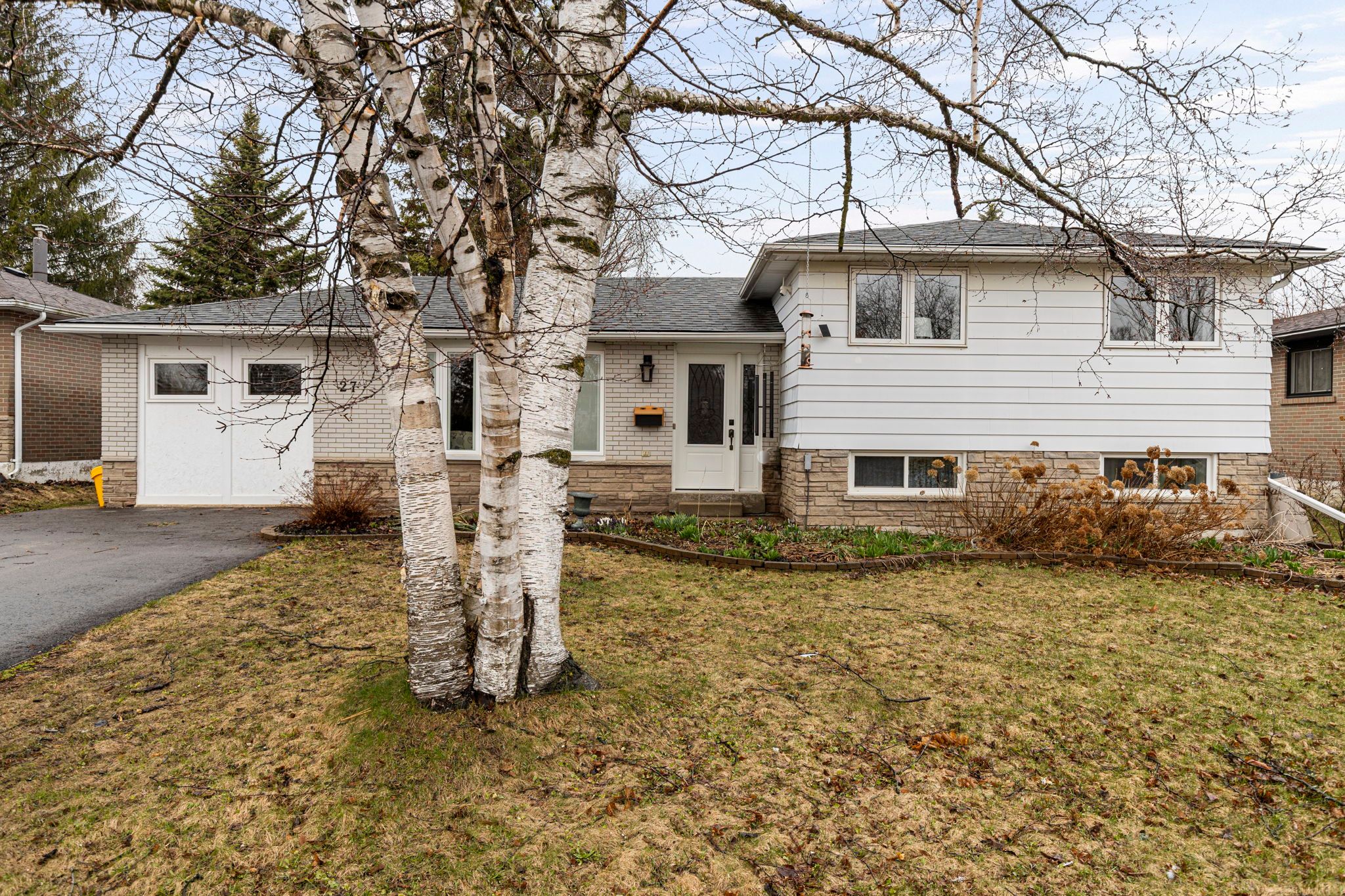 27 Rustic Crescent, Orangeville, On L9w 1t1
